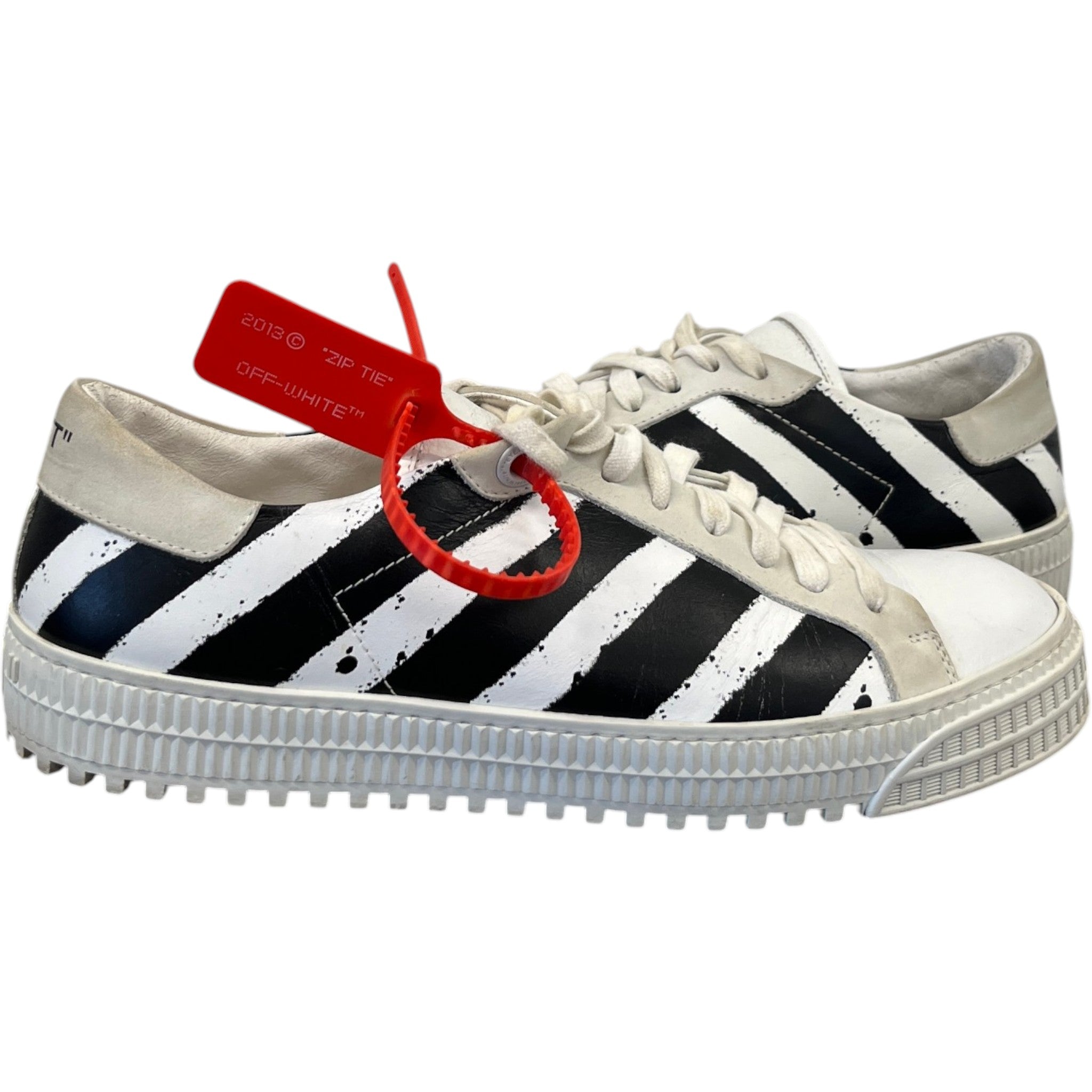 Men's Spray Diagonal Low Trainers White Size EU 41 / UK 7