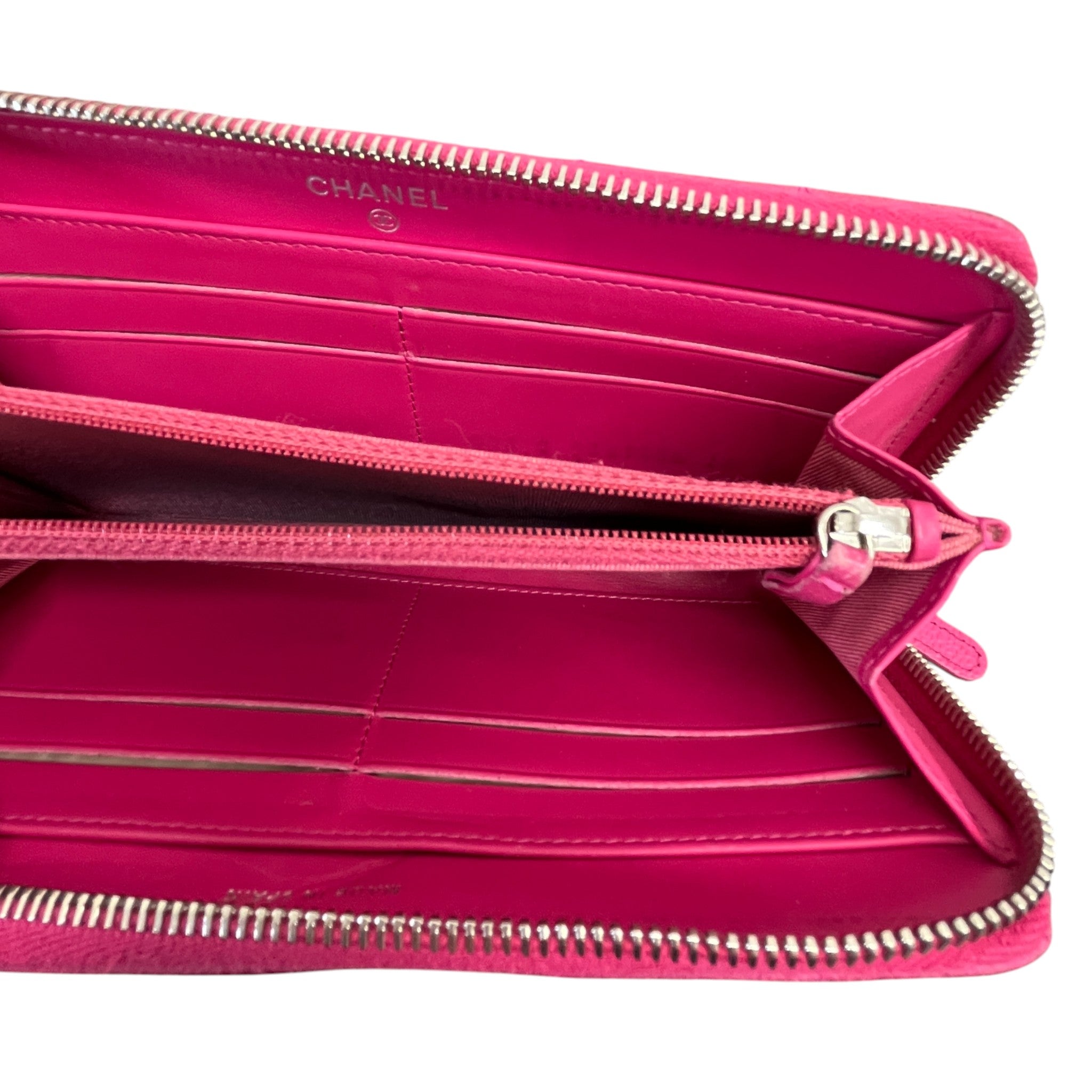 Women's Quilted Caviar Purse Pink