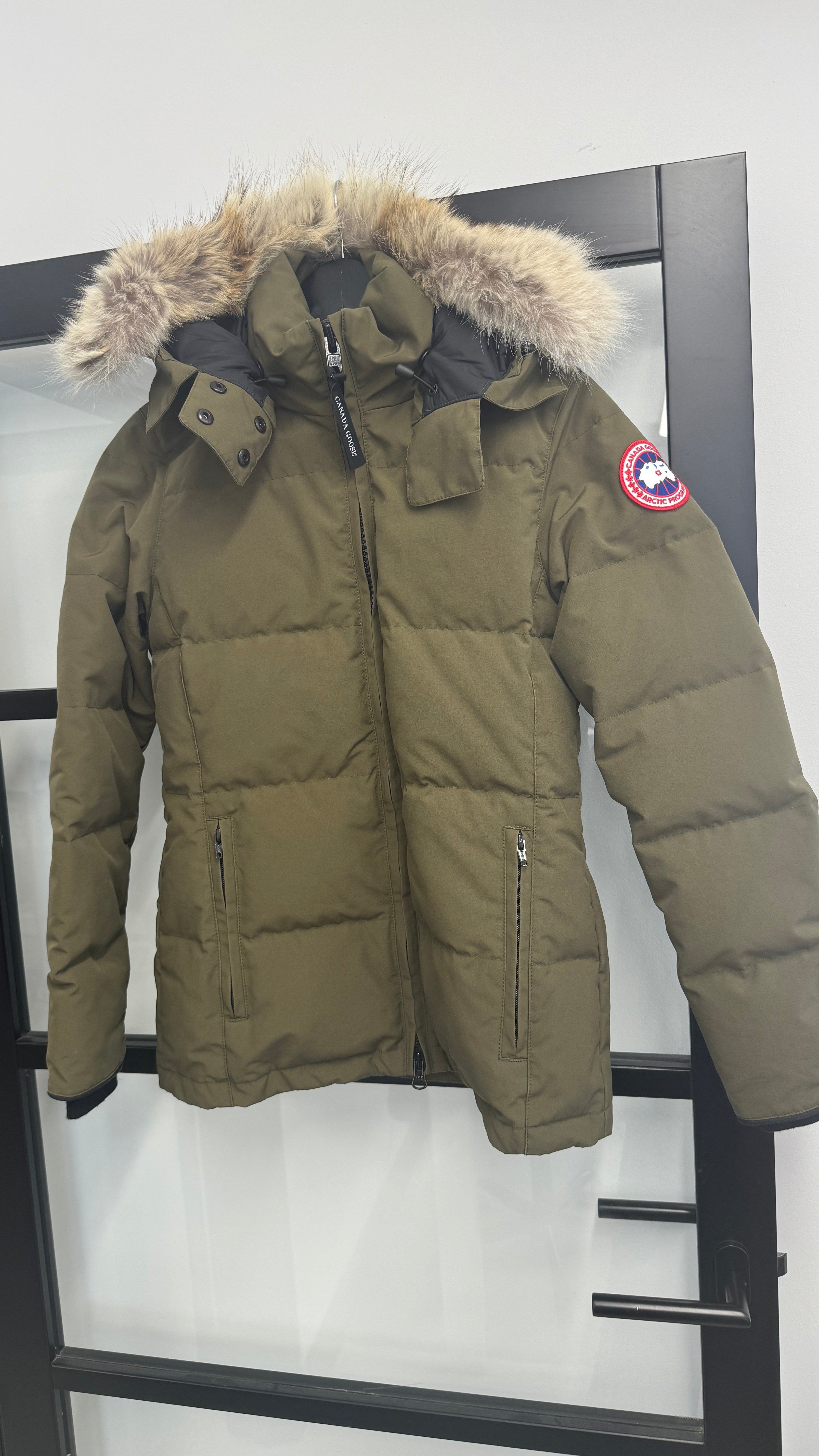 Women's Chelsea Parka Down Jacket Khaki Size S