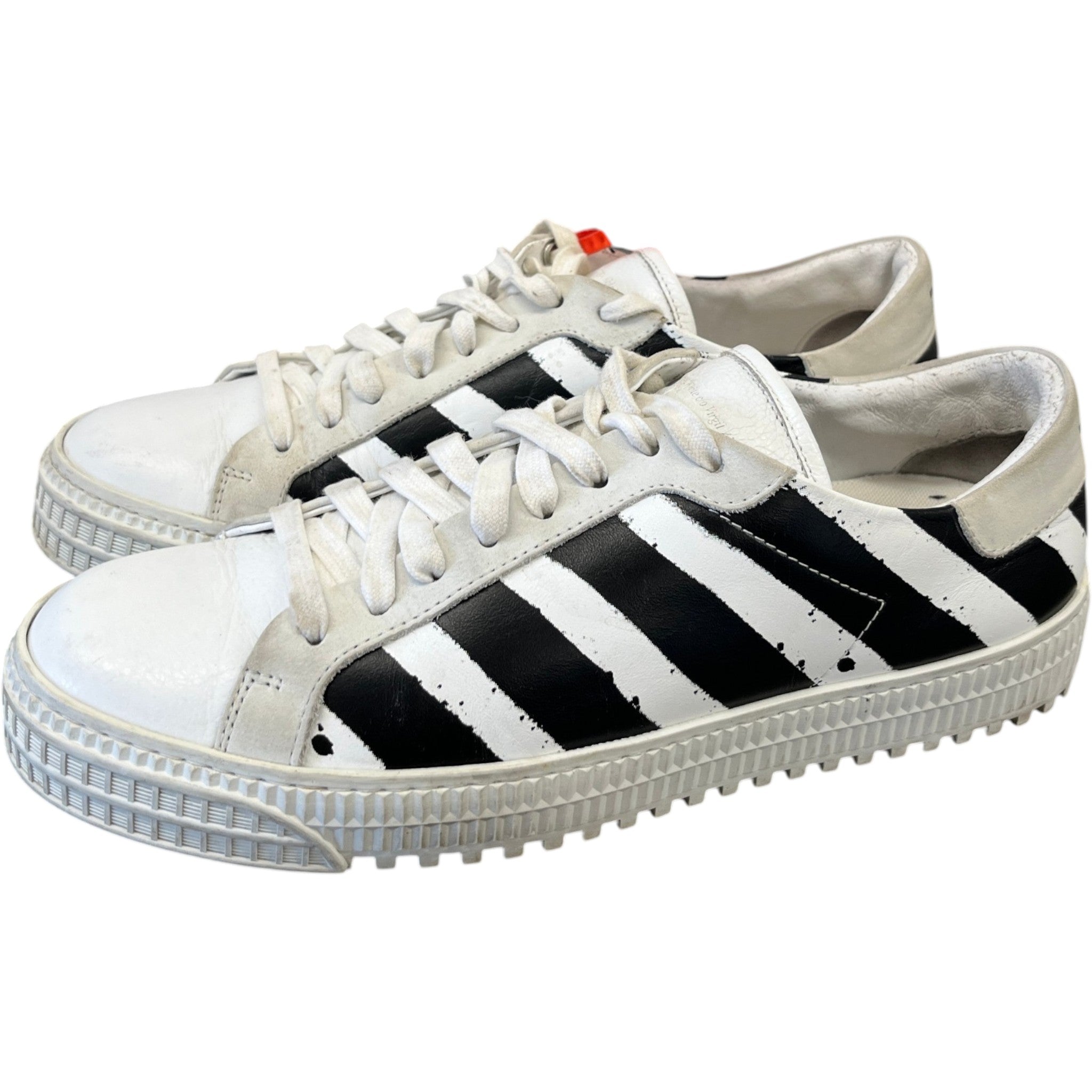 Men's Spray Diagonal Low Trainers White Size EU 41 / UK 7