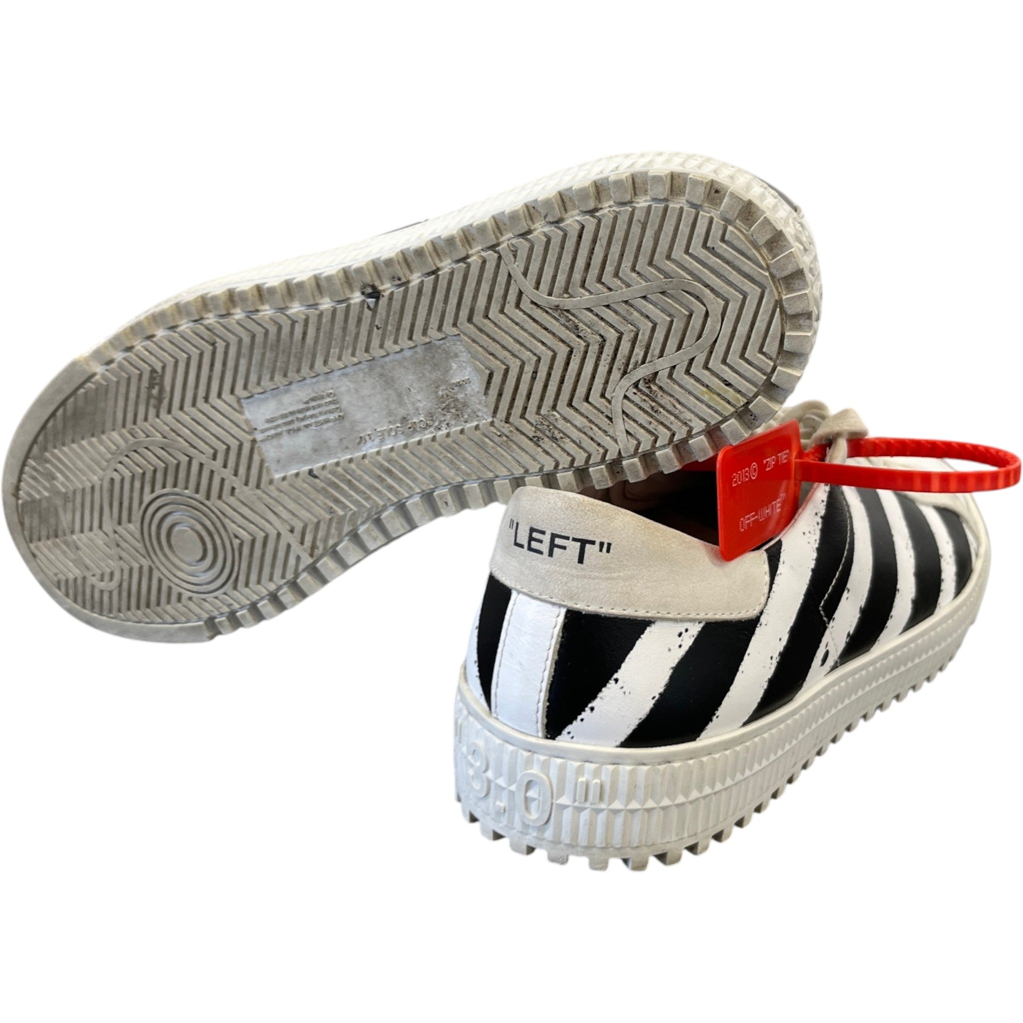 Men's Spray Diagonal Low Trainers White Size EU 41 / UK 7