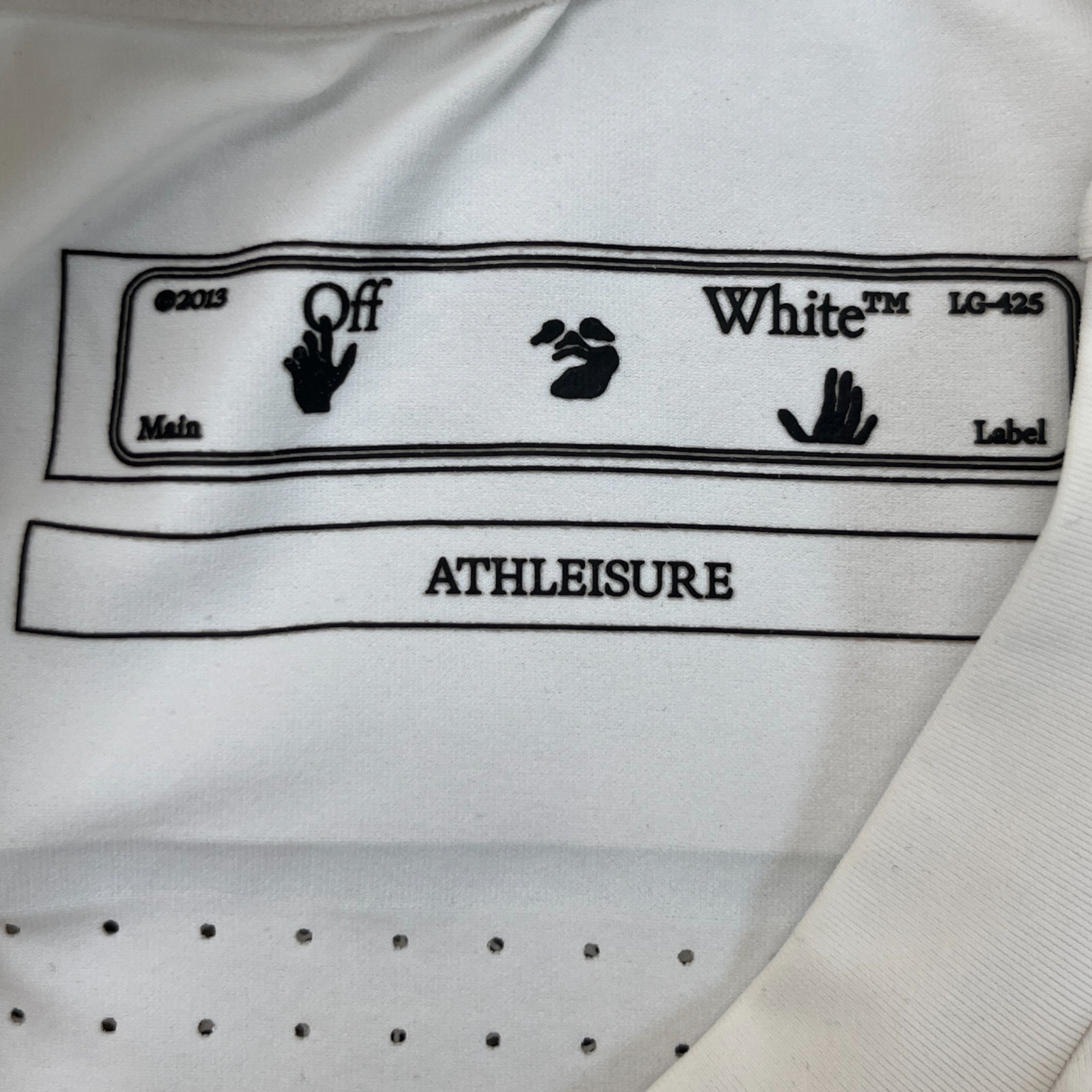 Men's Arrow Logo T-Shirt White Size XS