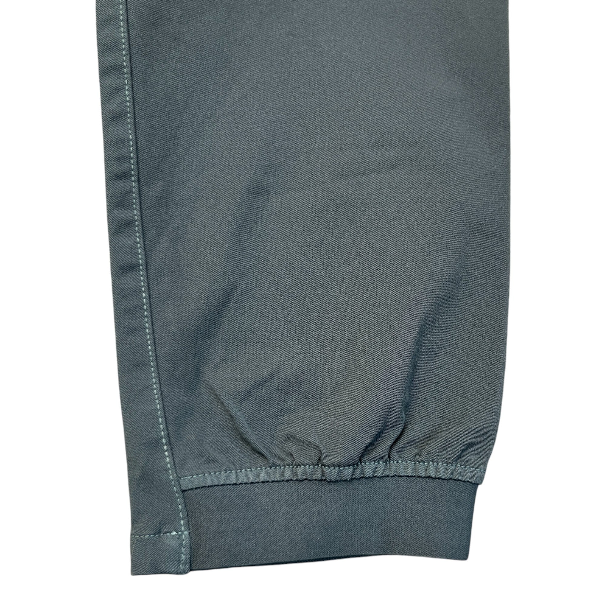 Men's Compass Logo Trousers Green Size Waist 29"