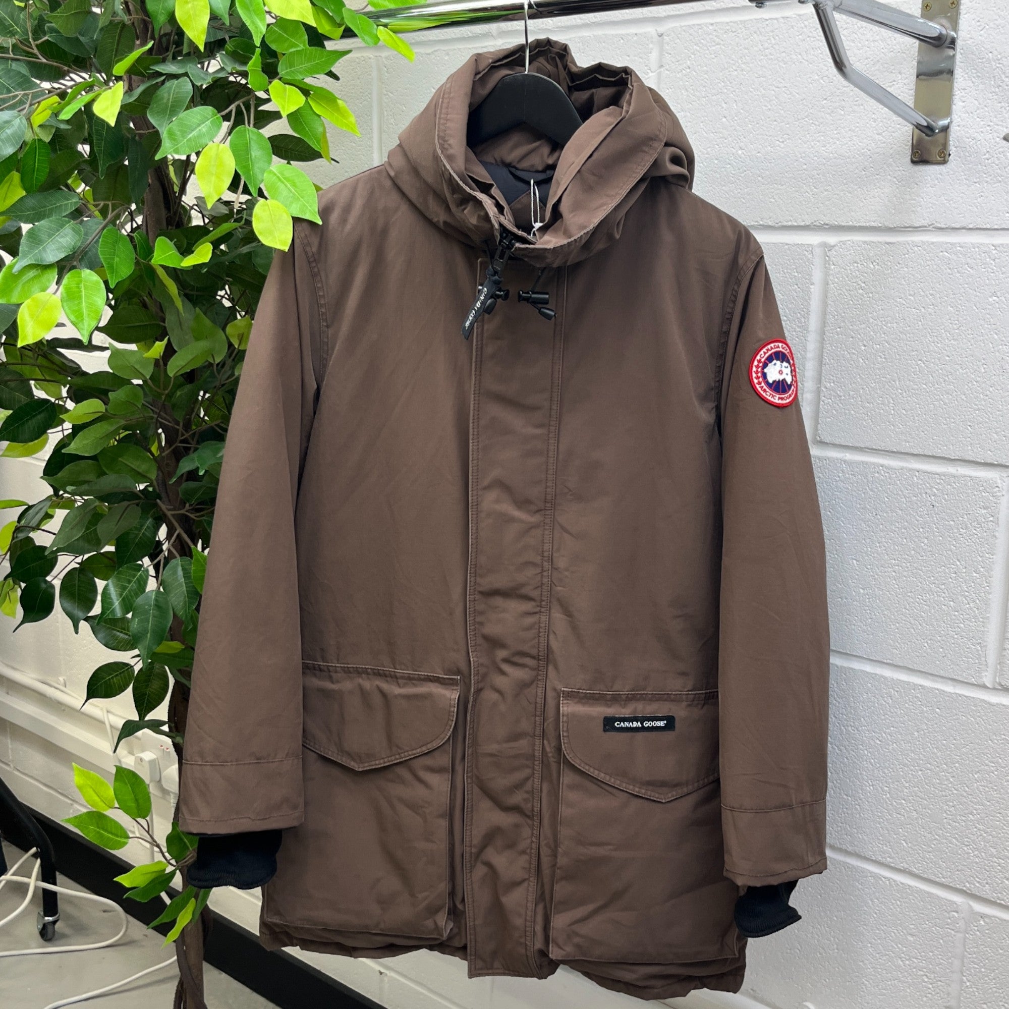 Men's Langford Down Jacket Brown Size XS