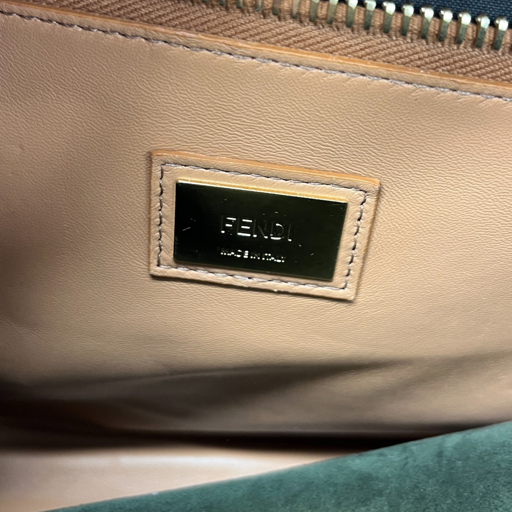 Women's Peekaboo Iseeu Medium Bag Khaki