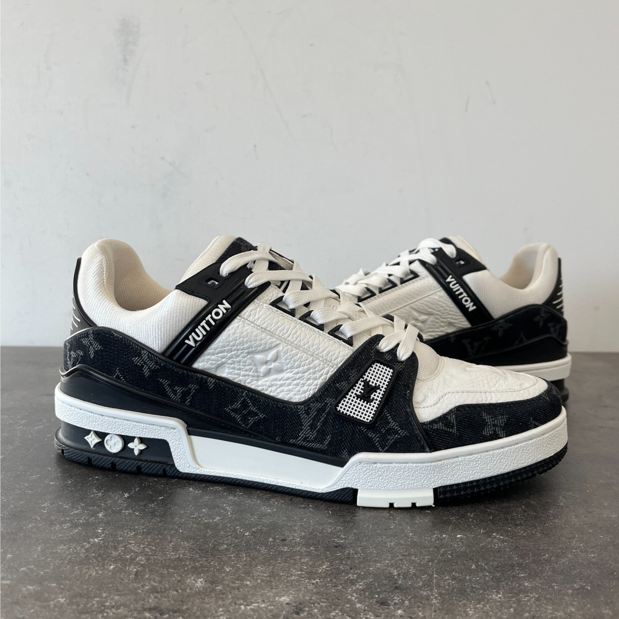 Men's Lv Denim Low Trainers Black Size EU 42 / UK 8