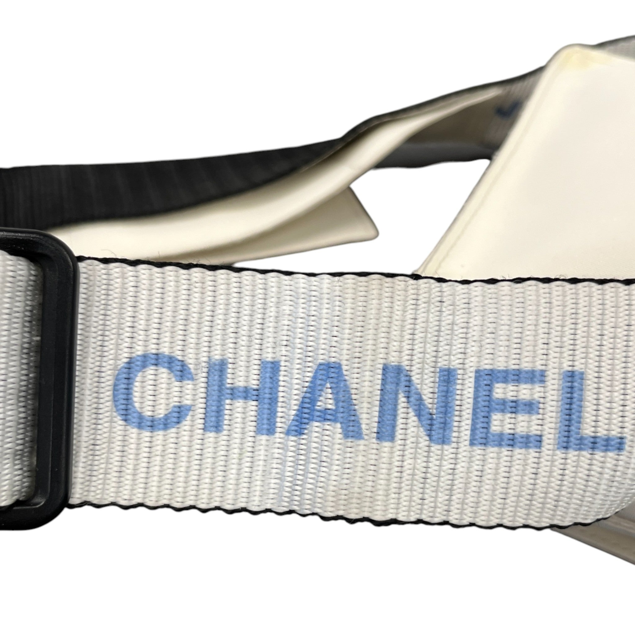 Women's Vintage Nylon Logo Strap Belt Bag Cream