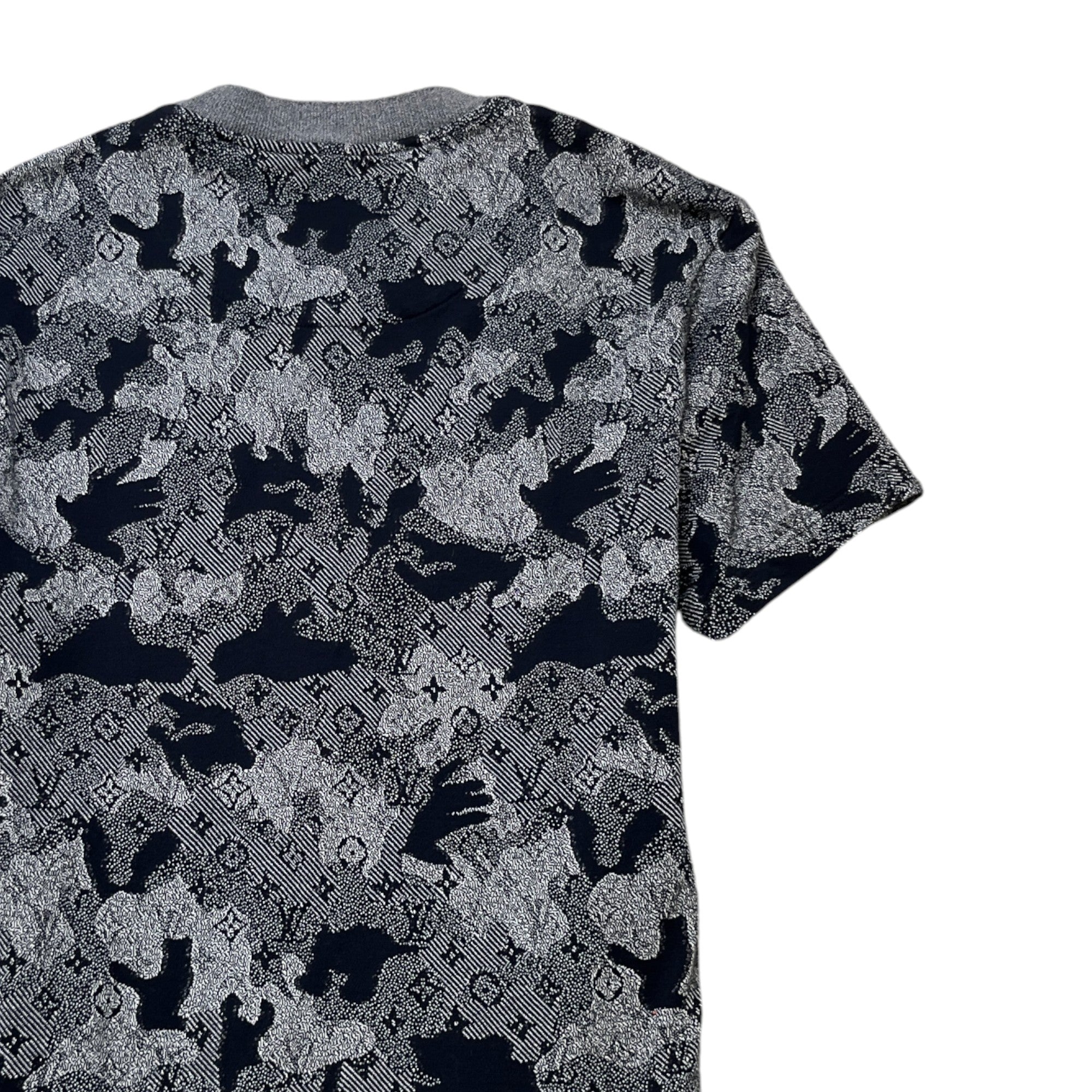 Men's Camouflage Lv Monogram Logo Print T-Shirt Navy Size L