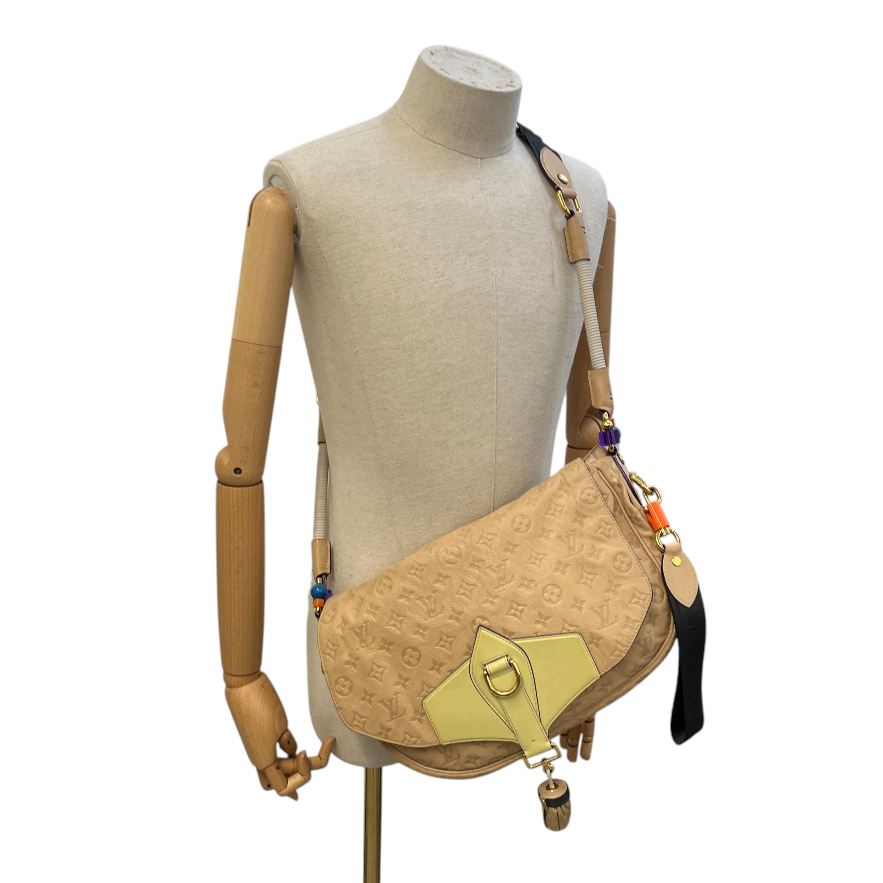 Women's Monogram Underground Messenger Bag Nude