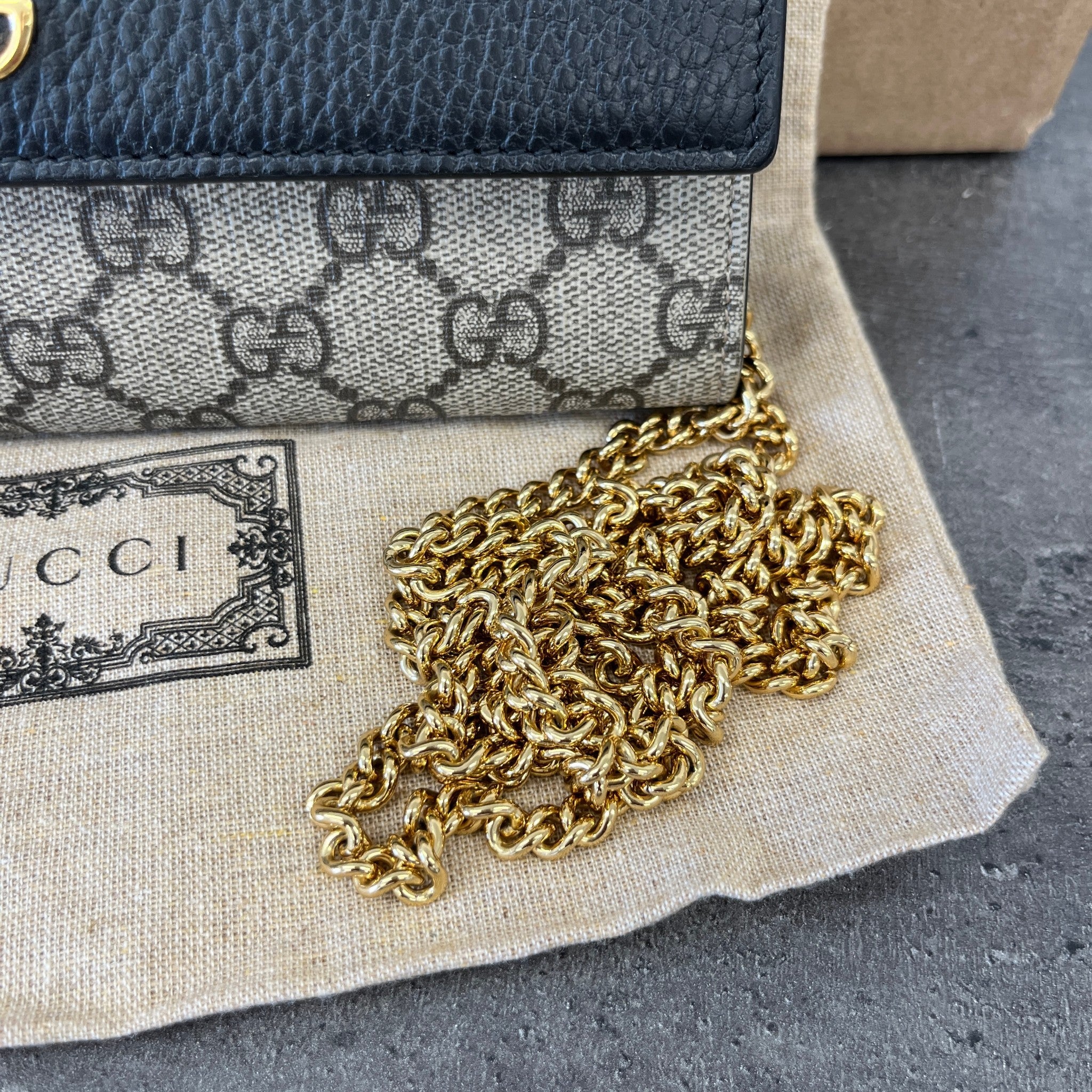 Women's Bi-Color Gg Marmont Continental Bag Black