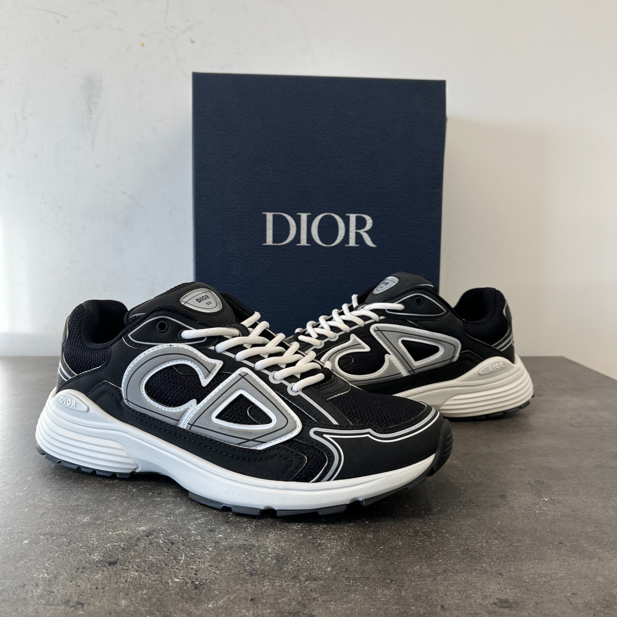 Men's B30 Low Trainers Black Size EU 40 / UK 6