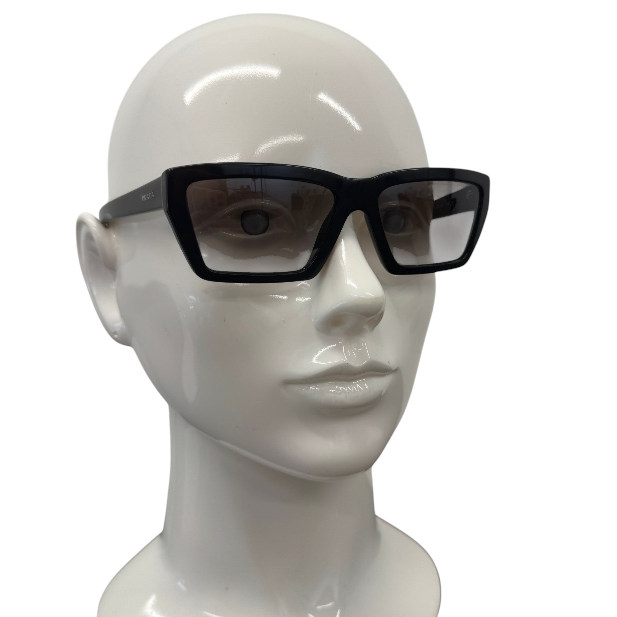 Women's Spr 04V Sunglasses Black