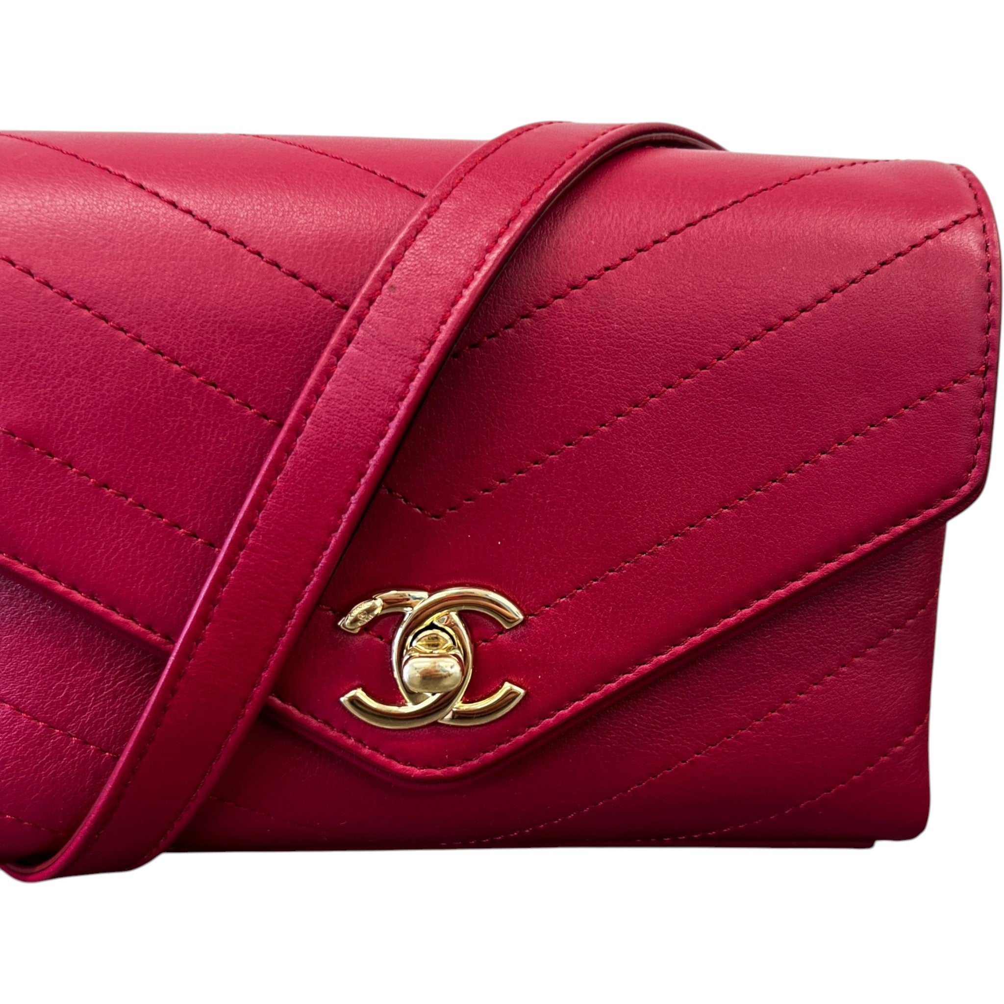 Women's Coco Chevron Flap Bag Red