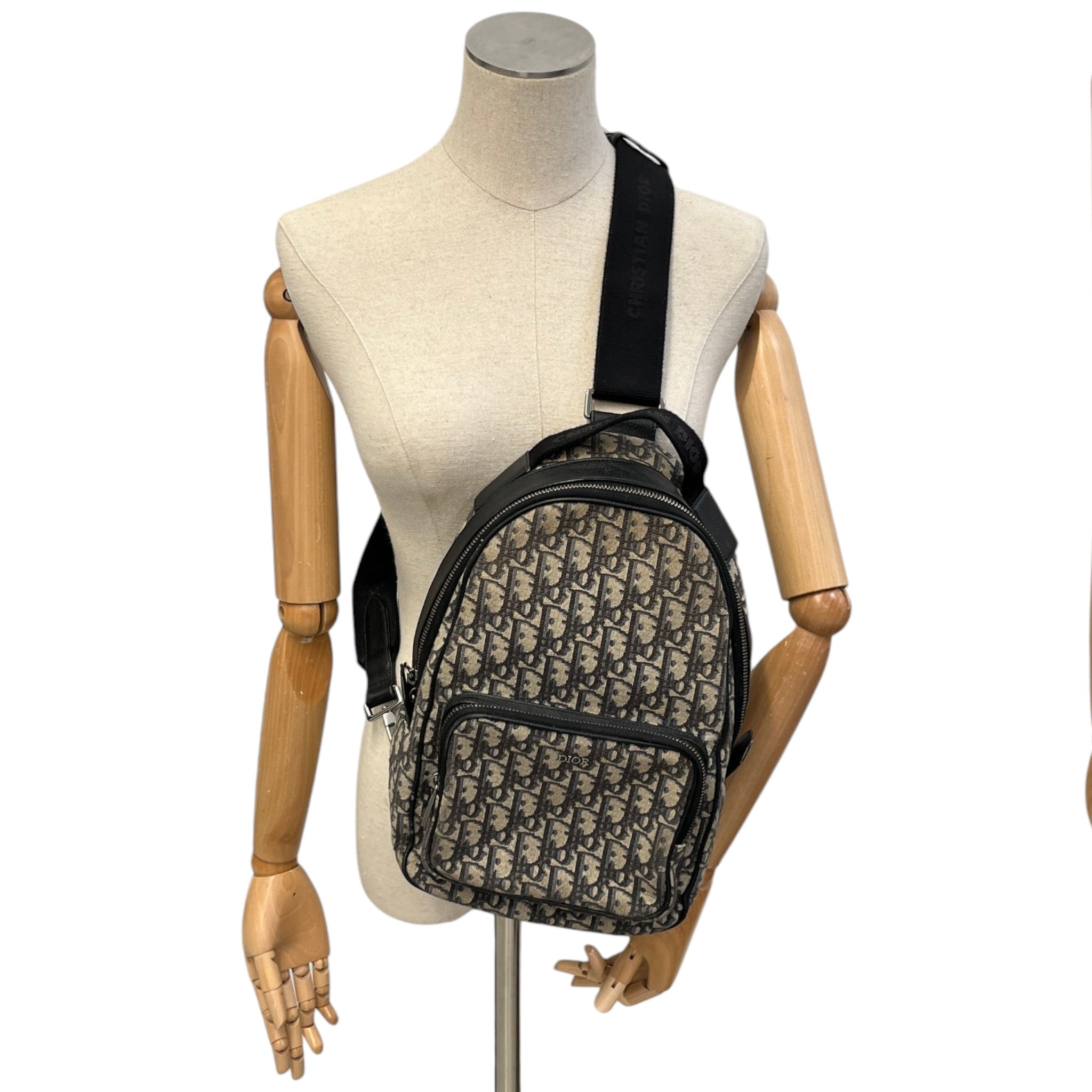 Men's Jacquard Rider Sling Bag Black