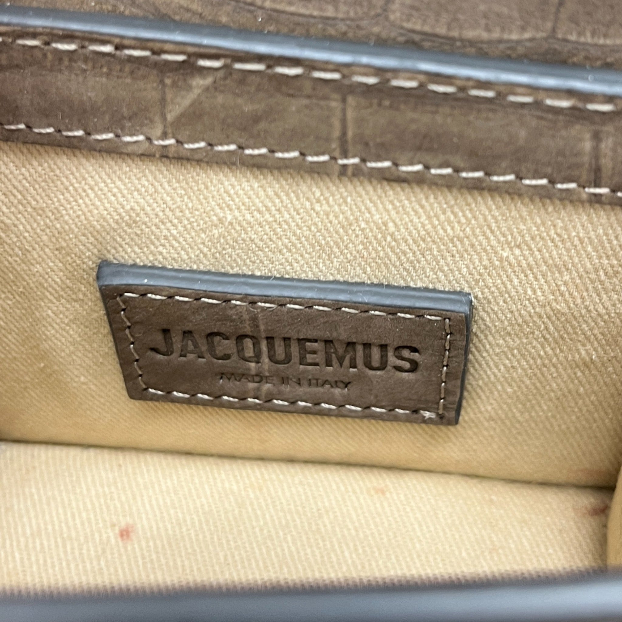 Women's Le Chiquito Mini Handbag Brown