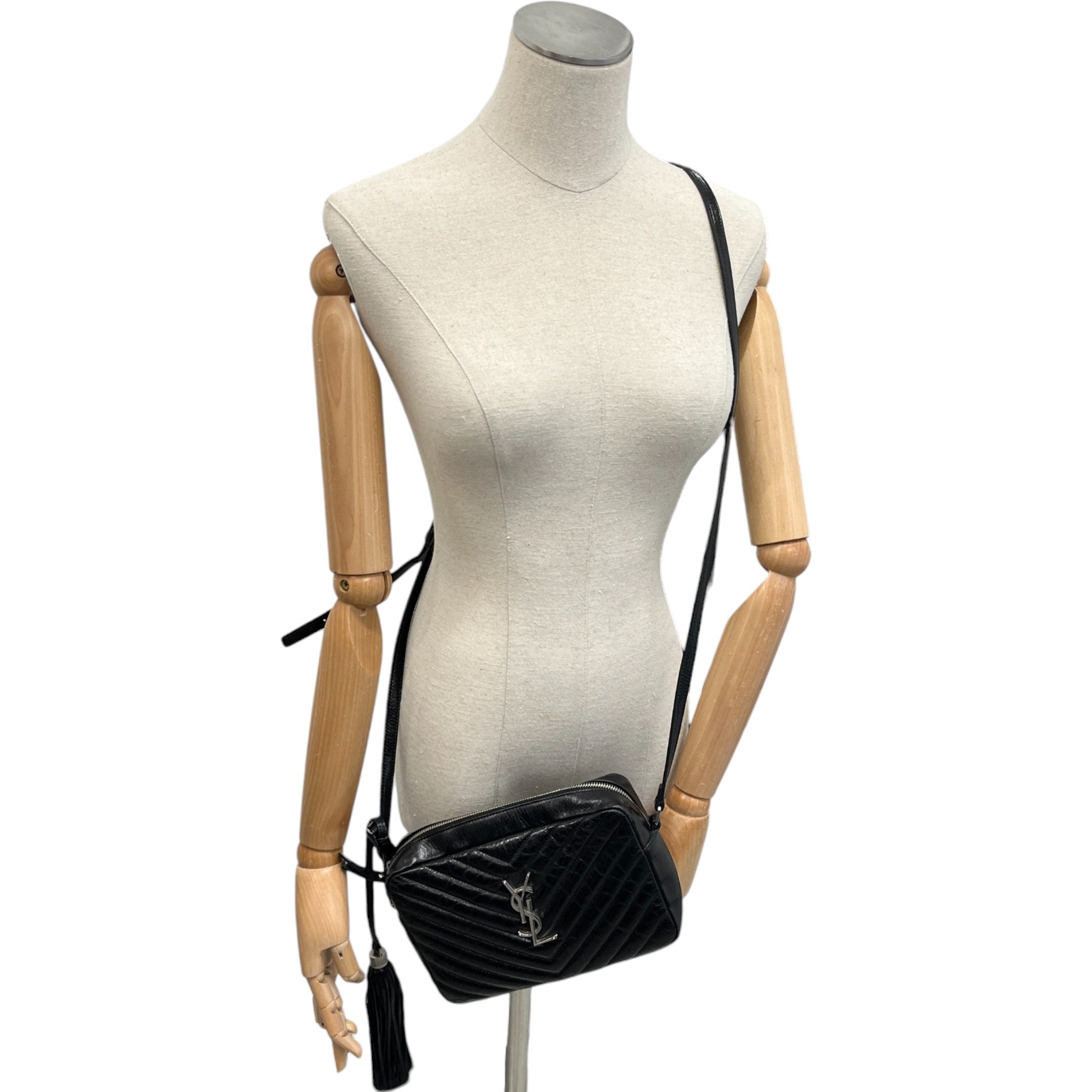 Women's Lou Matelasse Camera Handbag Black