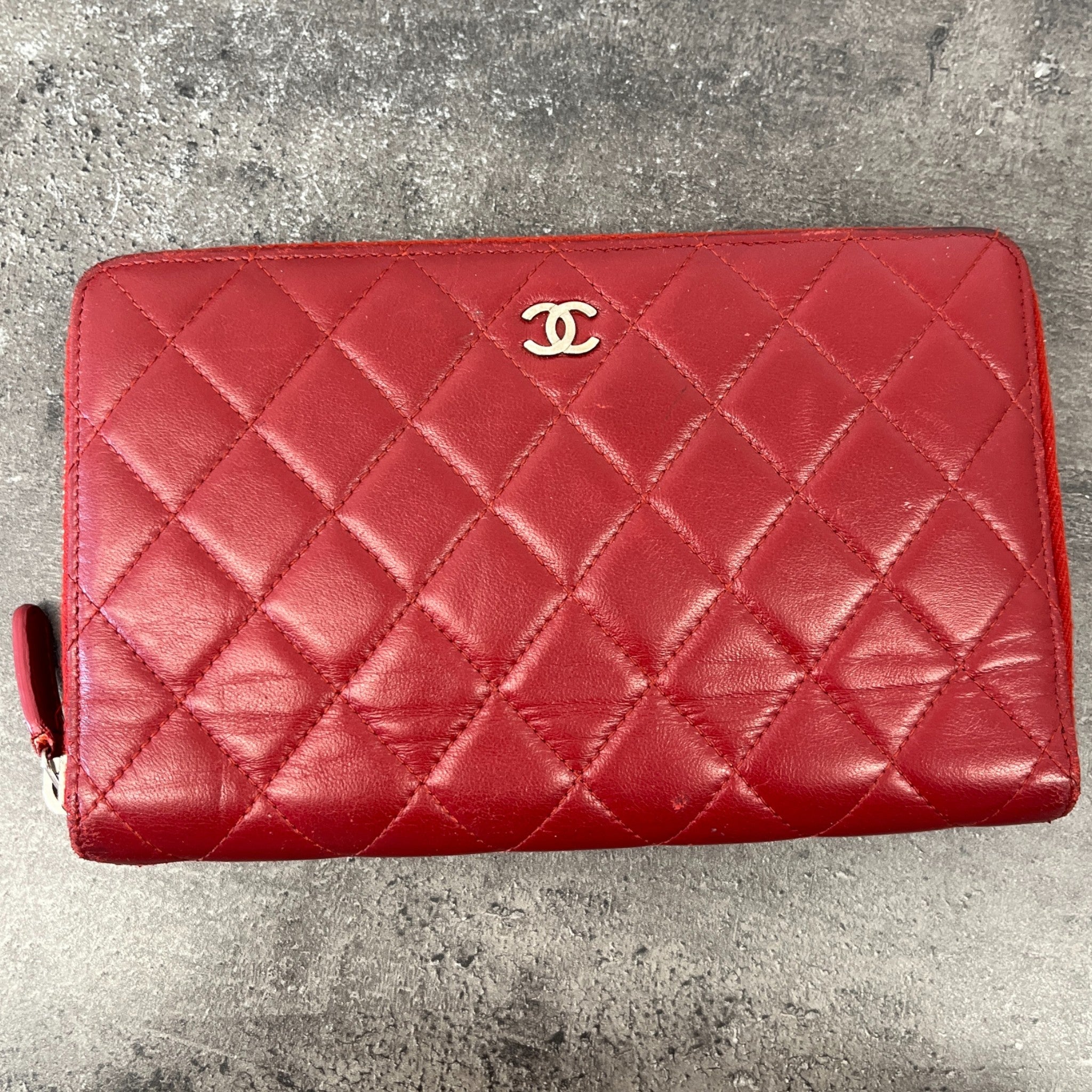 Women's Cc Logo Purse Red