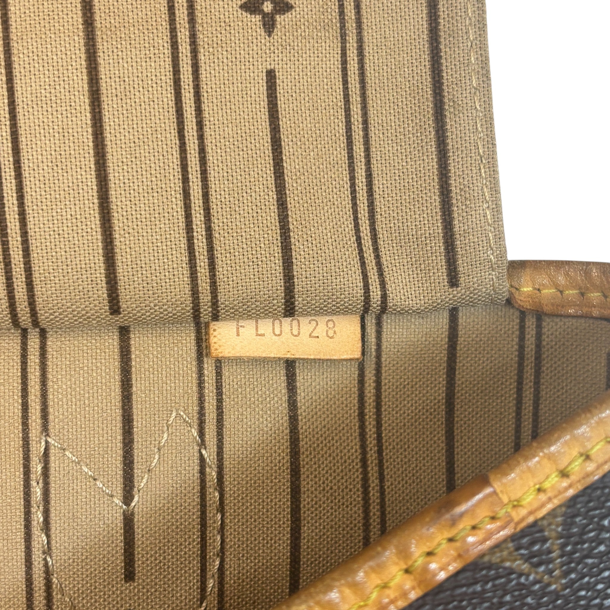 Women's Monogram Neverfull Gm Handbag Brown