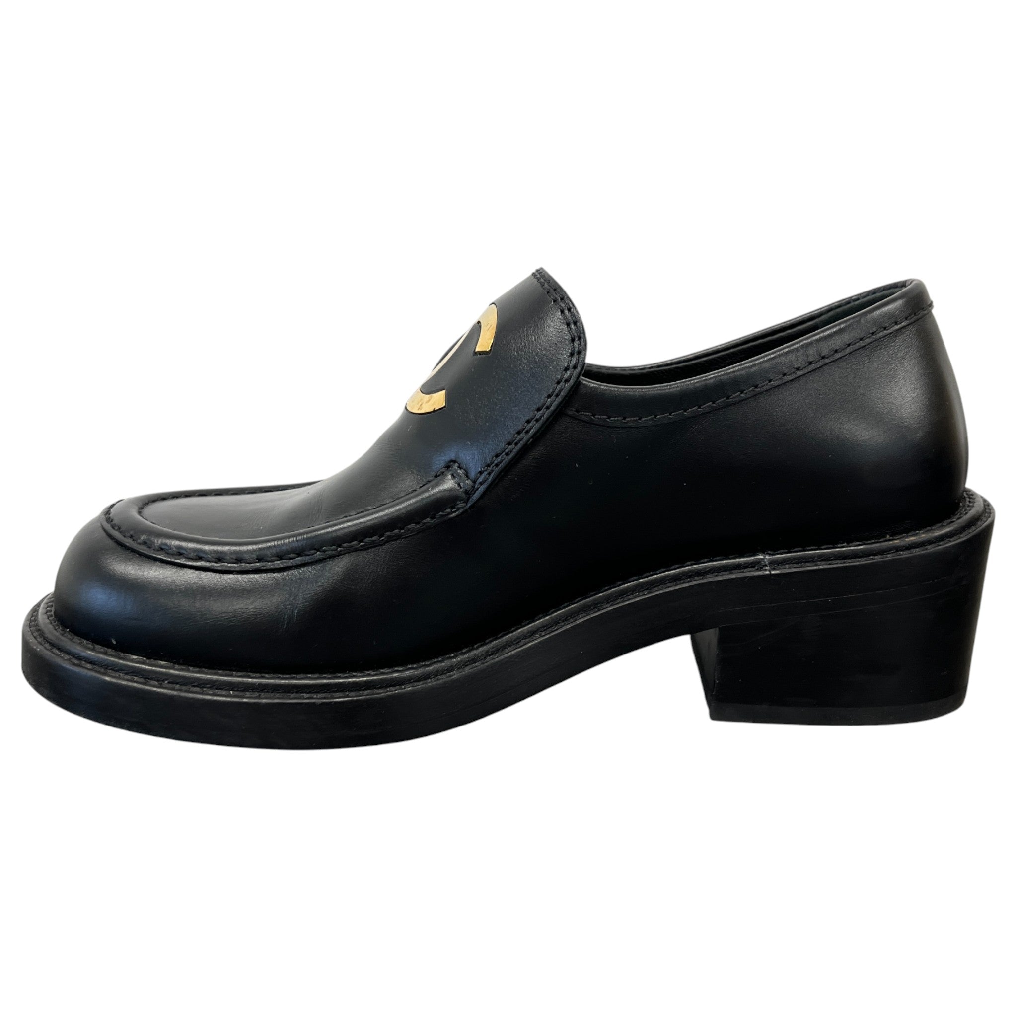 Women's Cc Logo Loafers Black Size EU 35.5 / UK 2.5