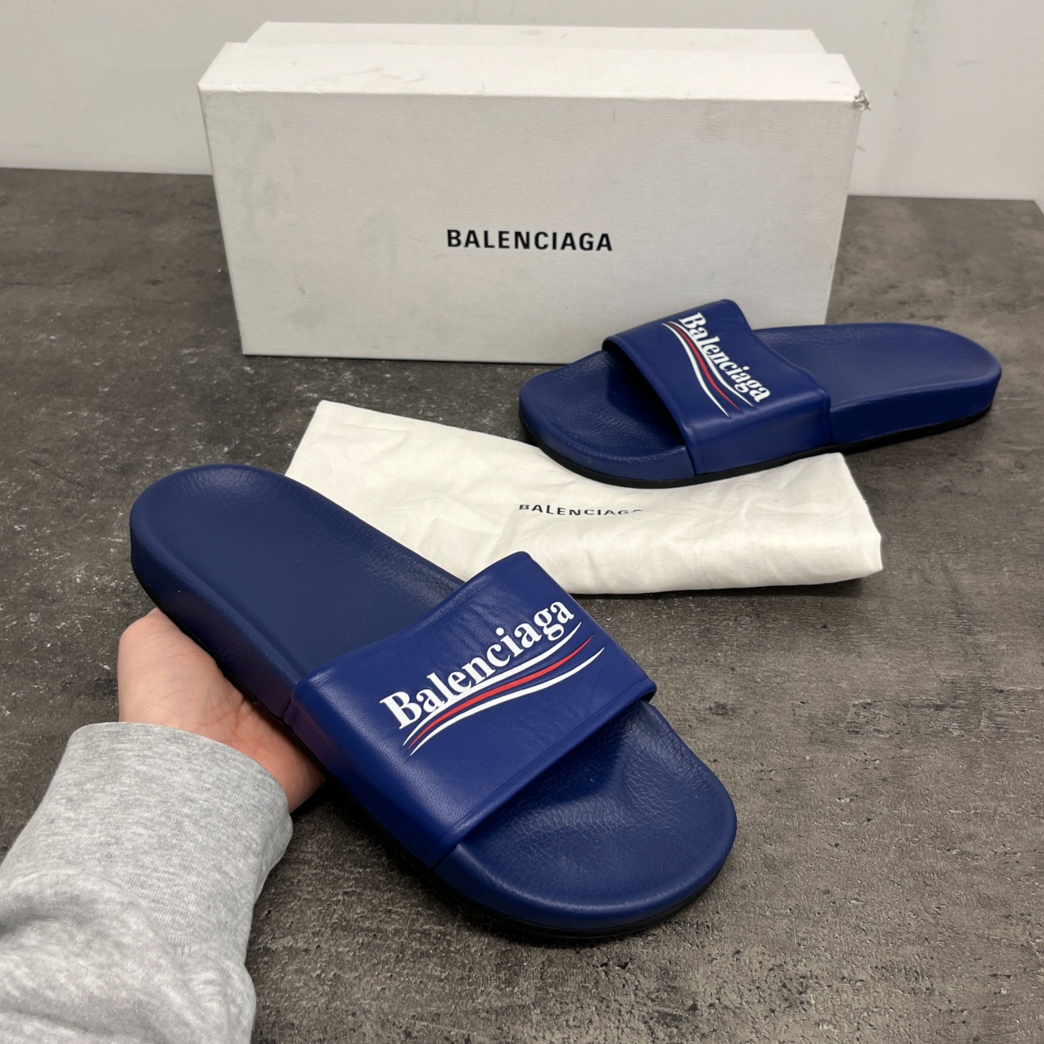 Men's Pool Political Logo Slides Blue Size EU 41 / UK 7