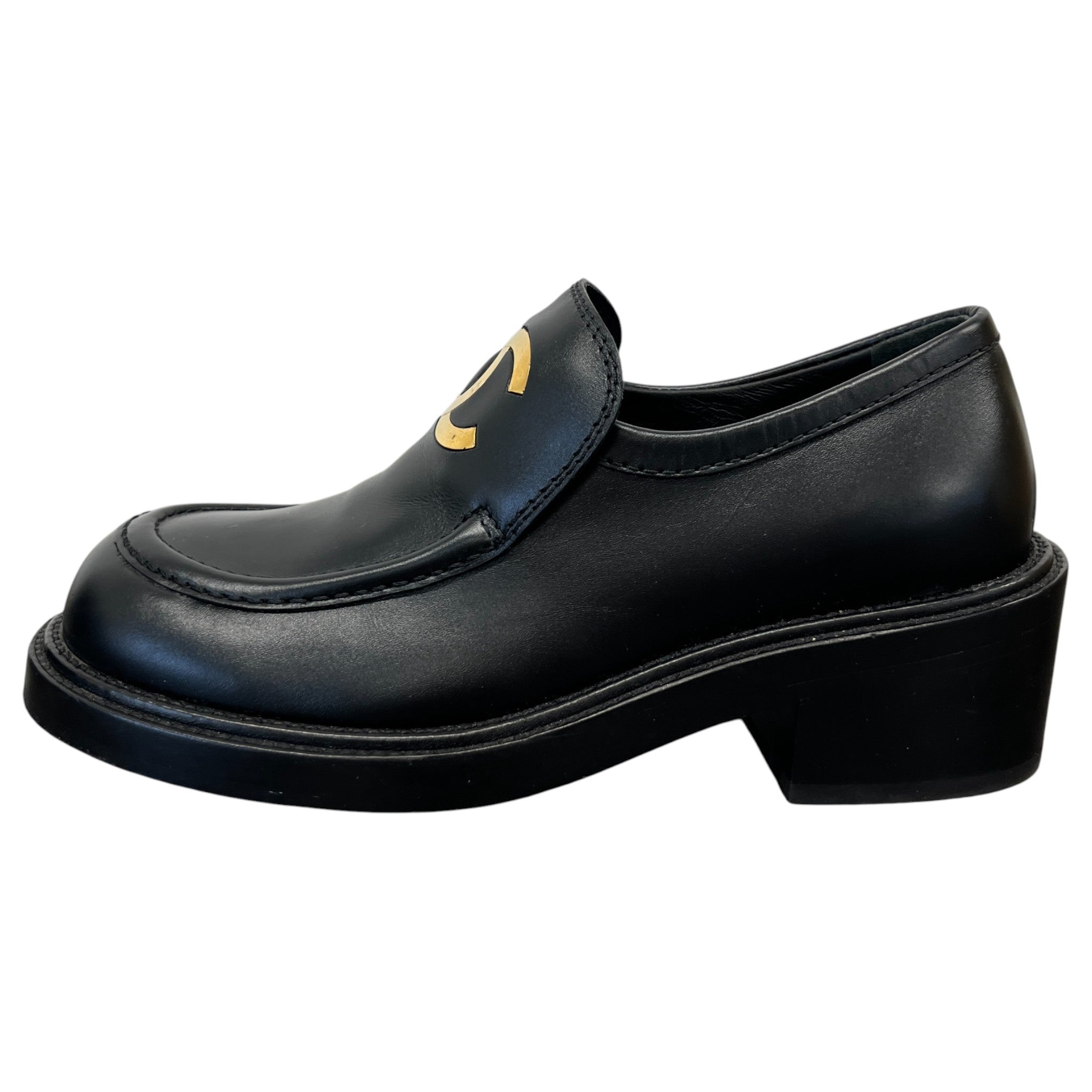 Women's Cc Logo Loafers Black Size EU 35.5 / UK 2.5
