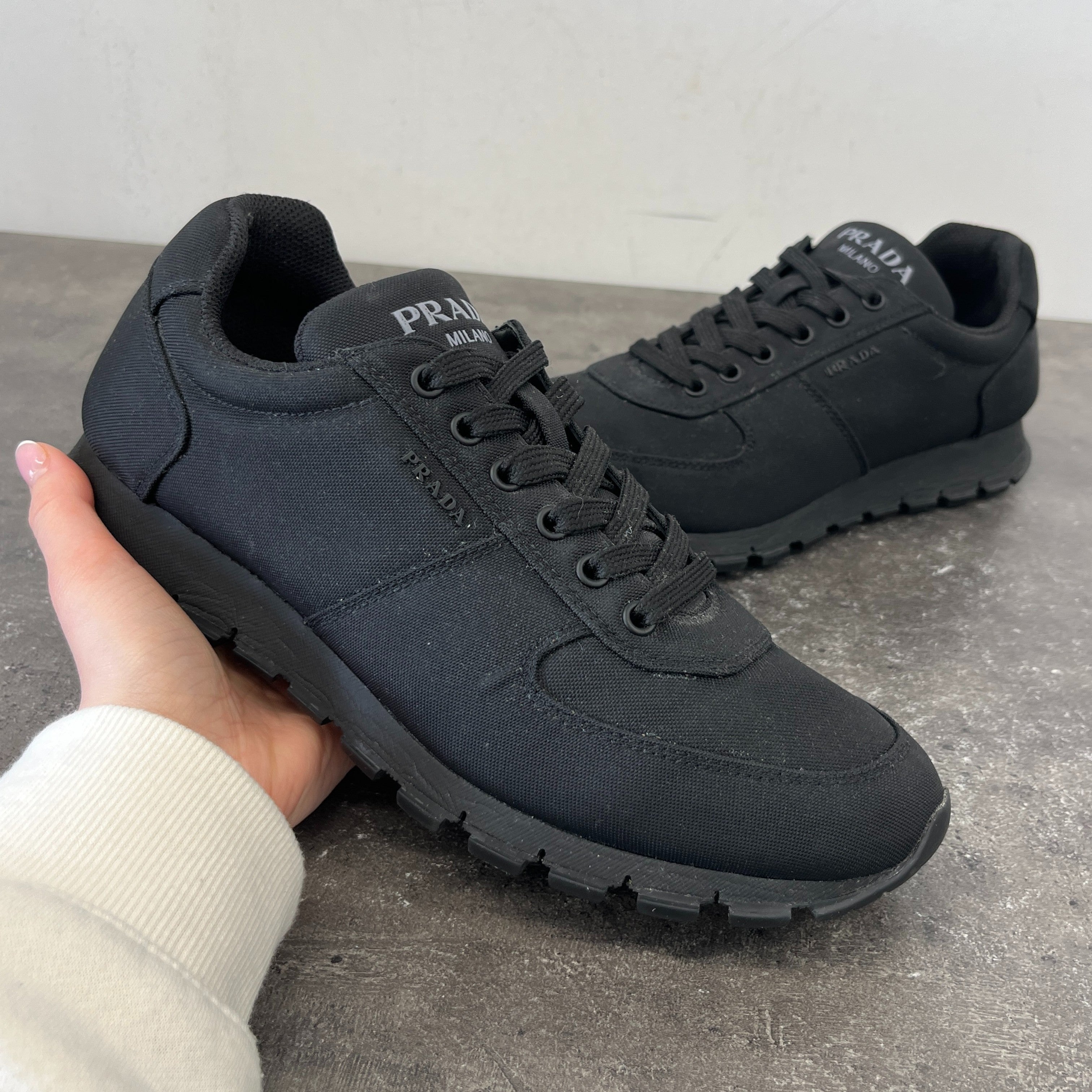 Men's Nylon Logo Low Trainers Black Size EU 41 / UK 7