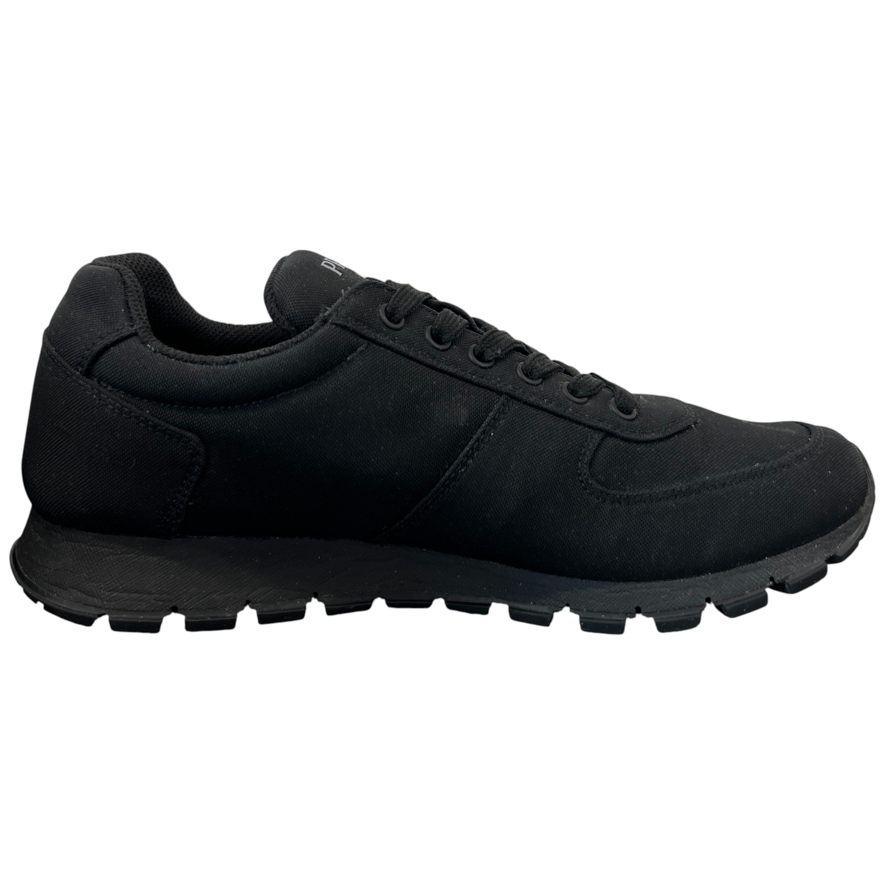 Men's Nylon Logo Low Trainers Black Size EU 41 / UK 7