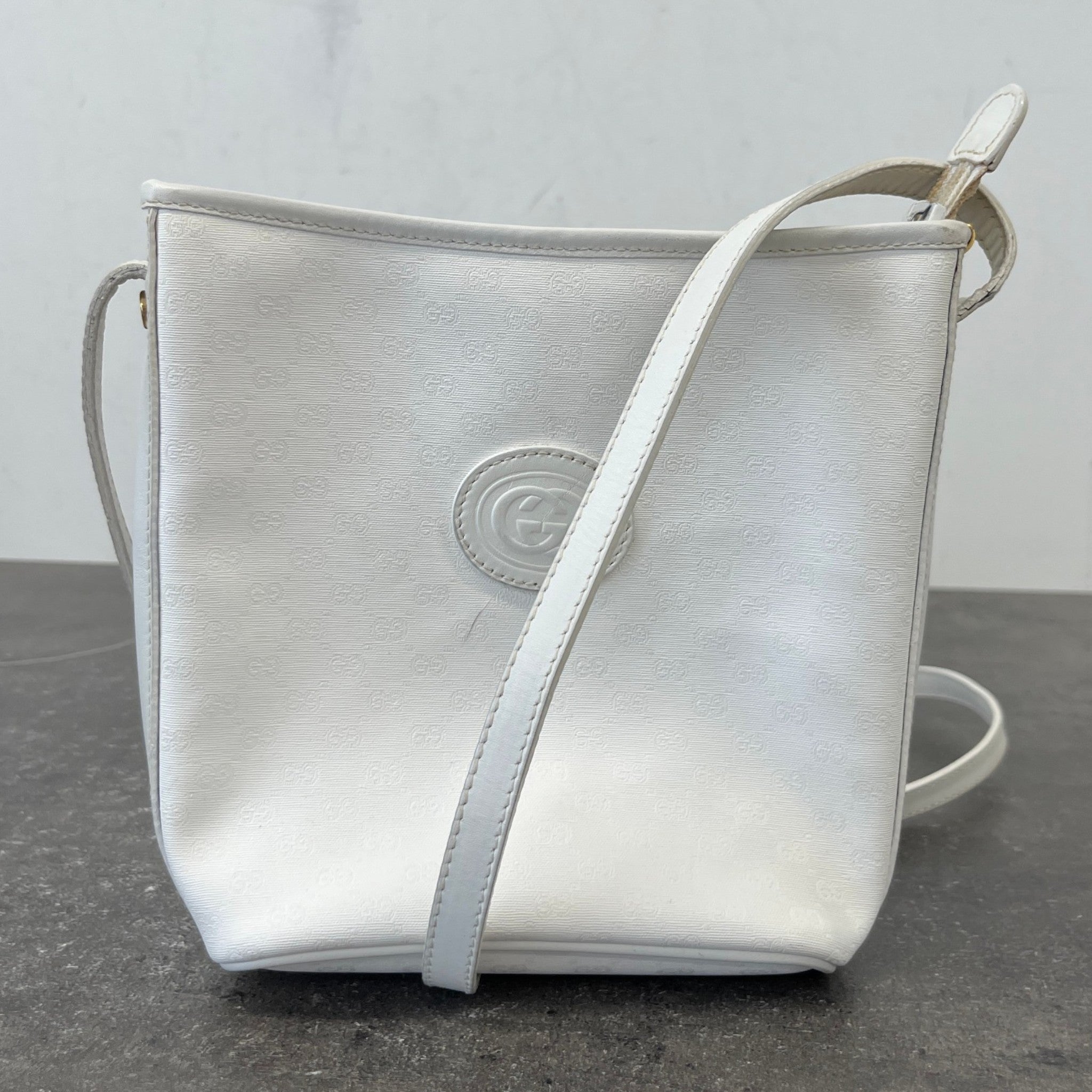 Women's Gg Supreme Messenger Bag White