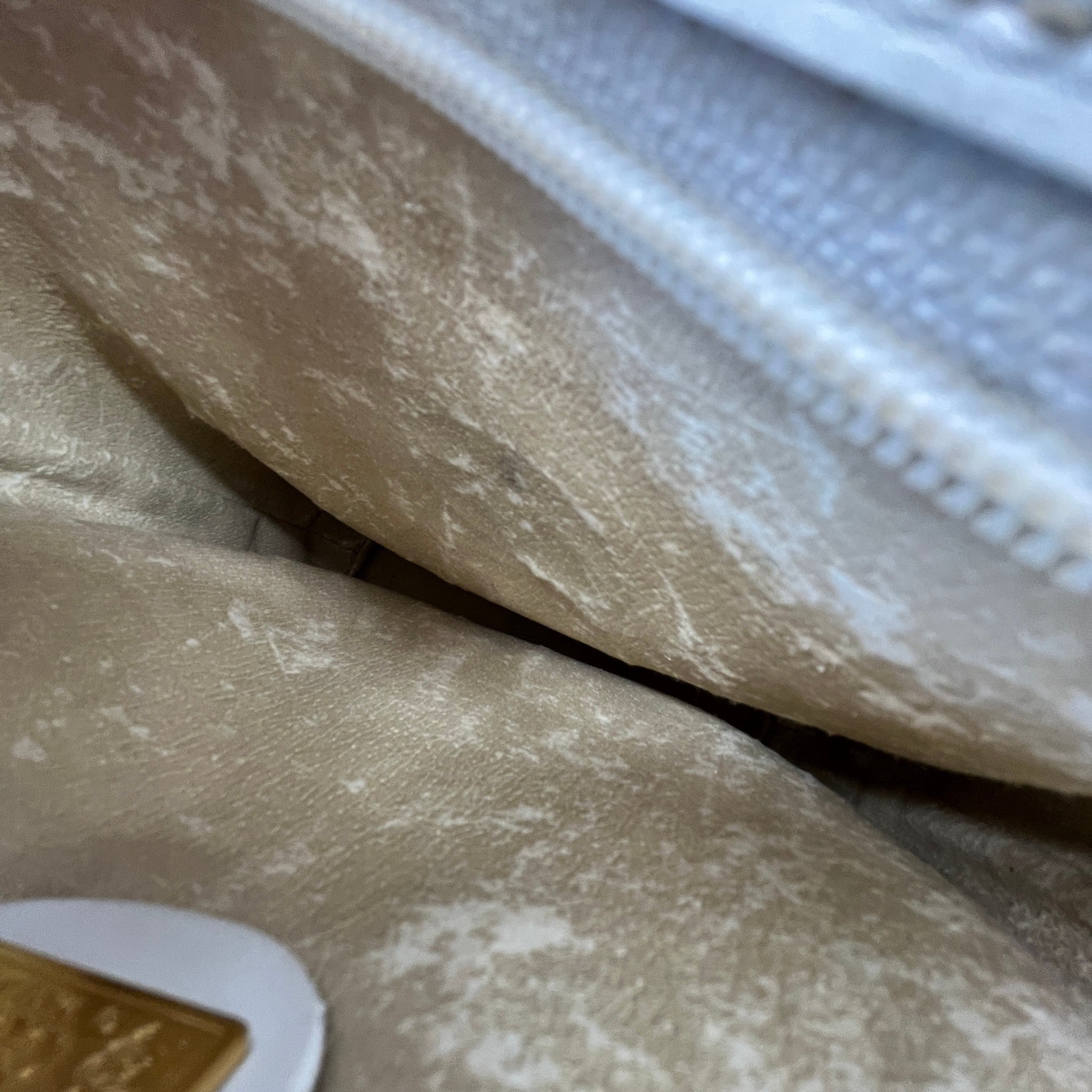 Women's Gg Supreme Messenger Bag White