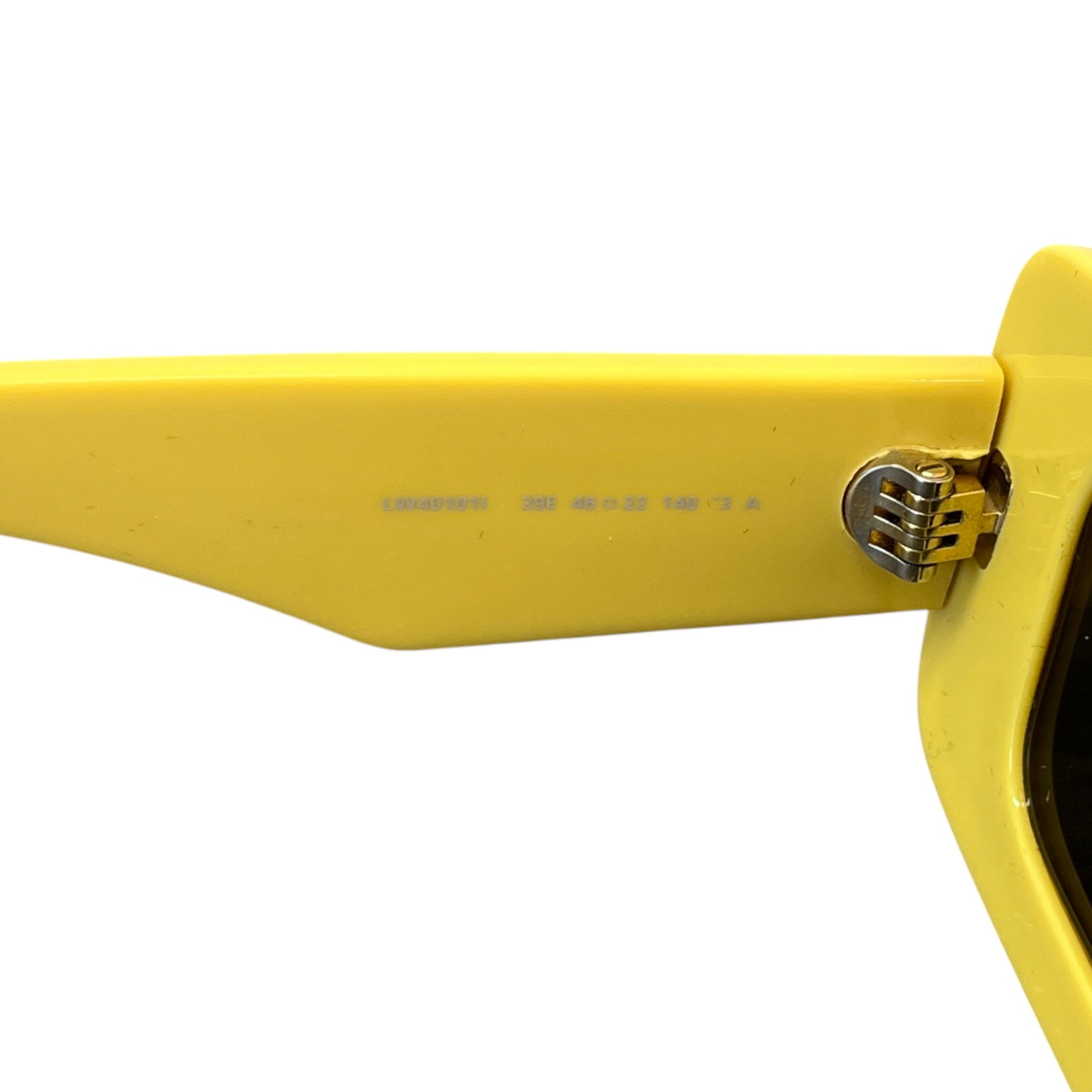 Women's Lw401011 Anagram Logo Sunglasses Yellow
