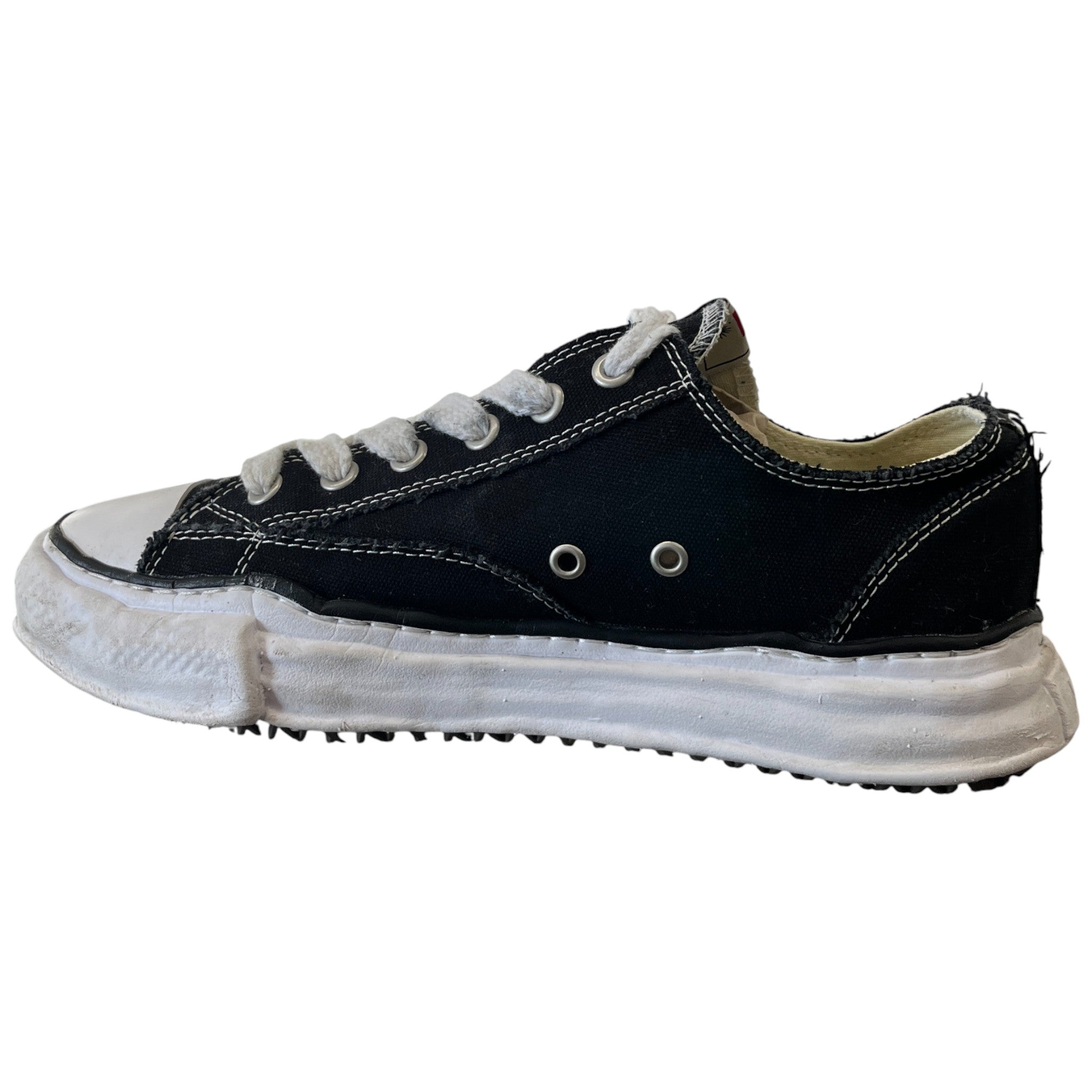 Men's Peterson Low Trainers Black Size EU 44 / UK 10