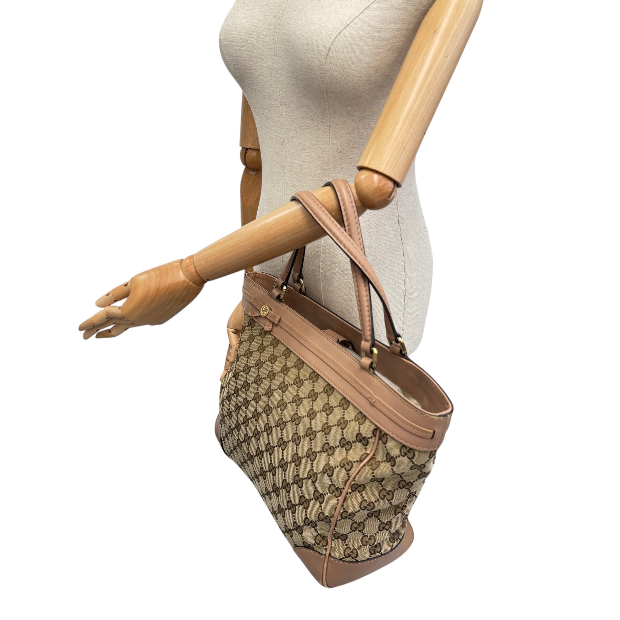 Women's Gg Supreme Mayfair Tote Bag Beige