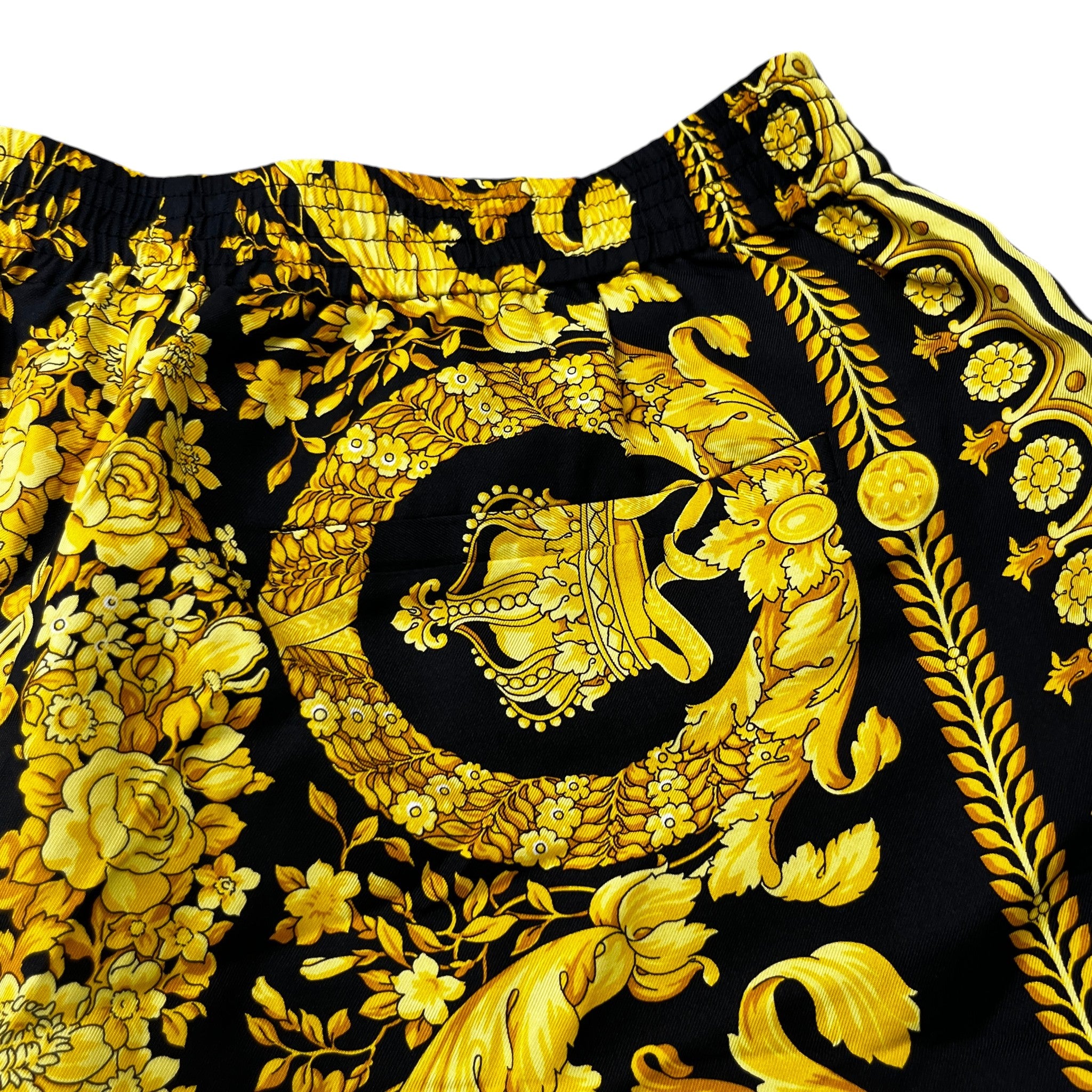 Men's Barocco Print Shorts Yellow Size IT 48 / UK 32