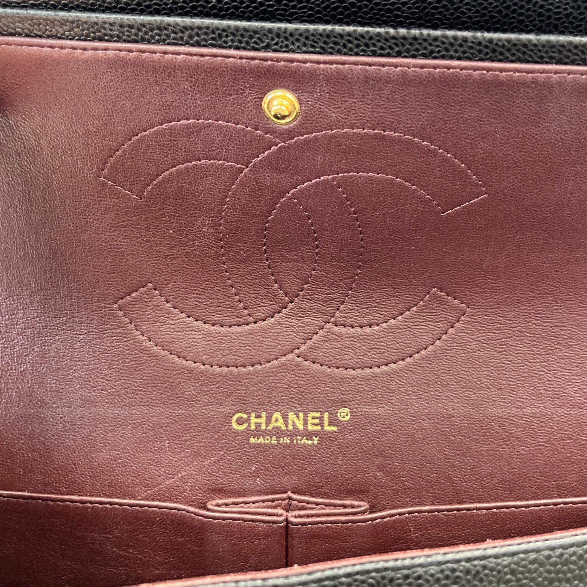 Women's Classic Double Flap Jumbo Caviar Handbag Black