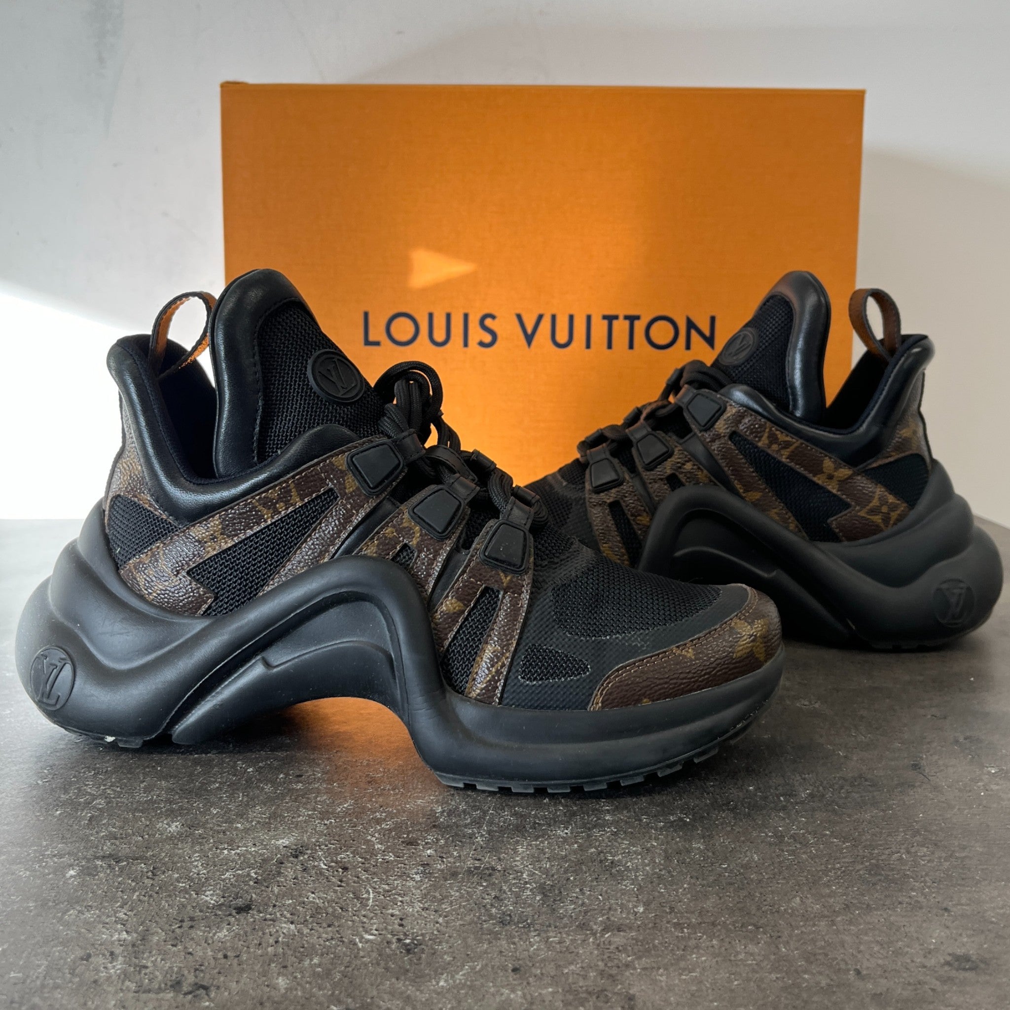 Women's Archlight High Trainers Black Size EU 37 / UK 4