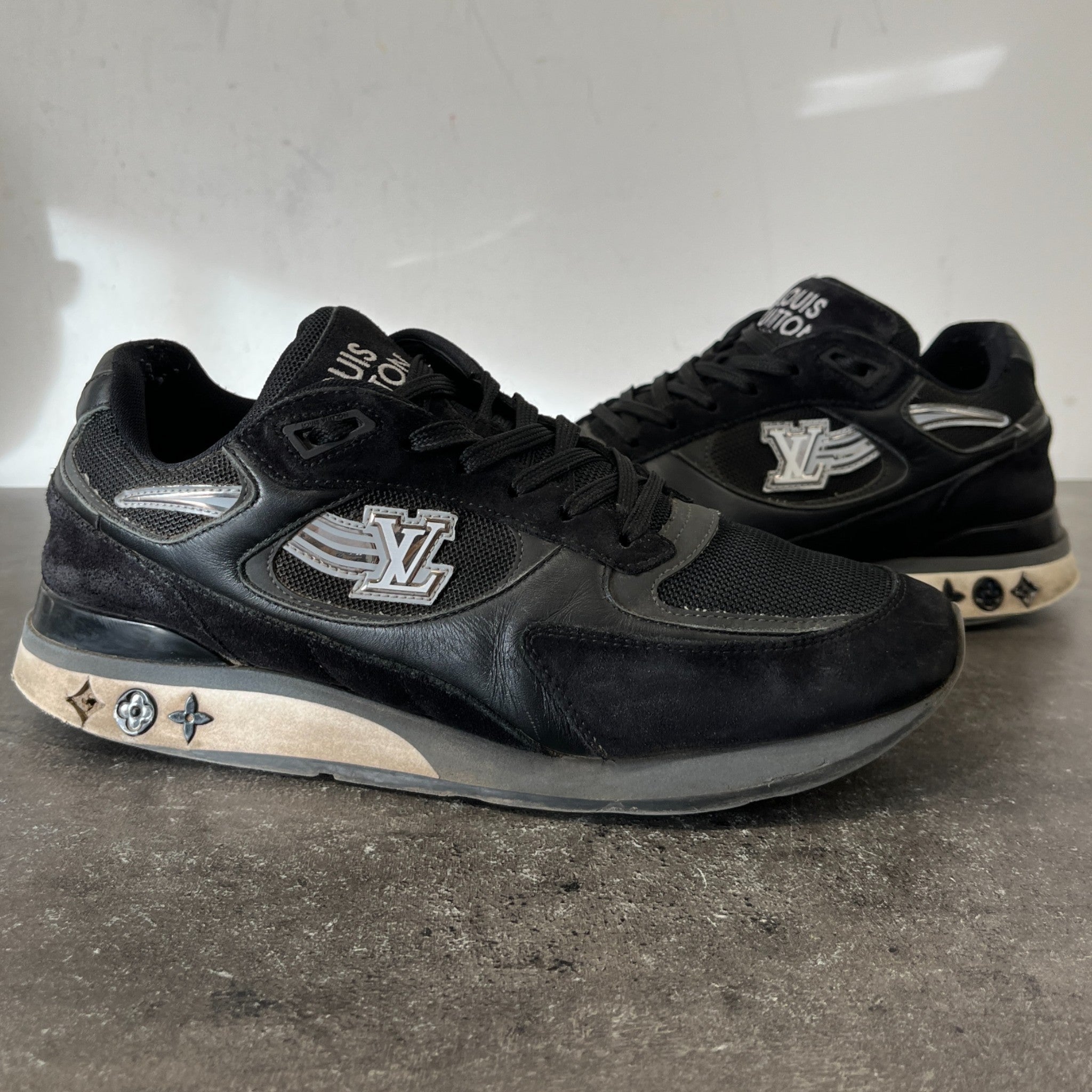 Men's Run Away Low Trainers Black Size EU 41 / UK 7