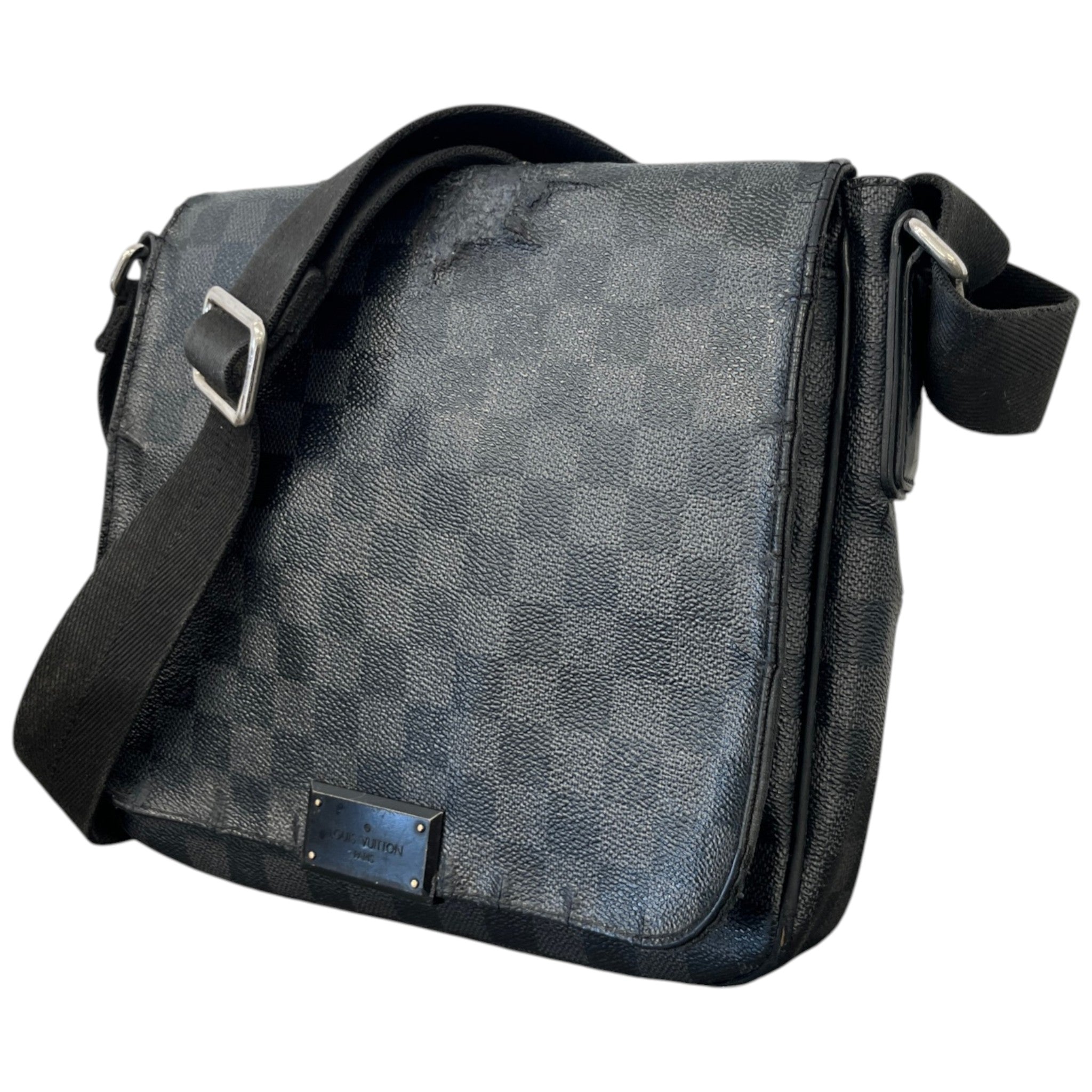 Men's Damier Graphite District Pm Messenger Bag Black