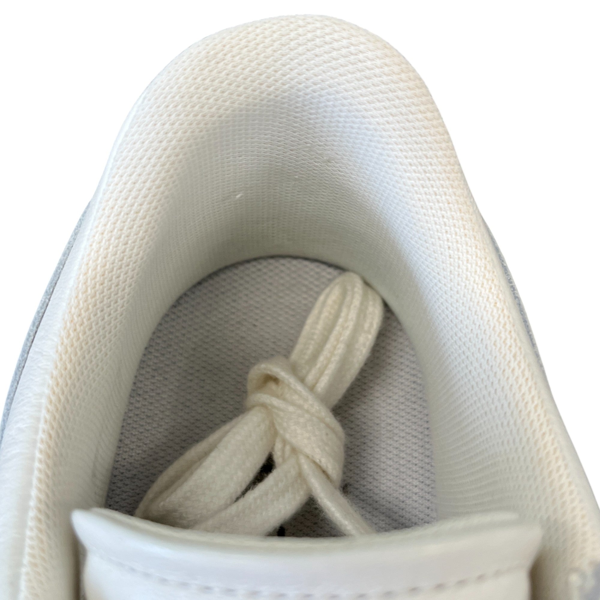 Women's Logo Lace Up Low Trainers White Size EU 37 / UK 4