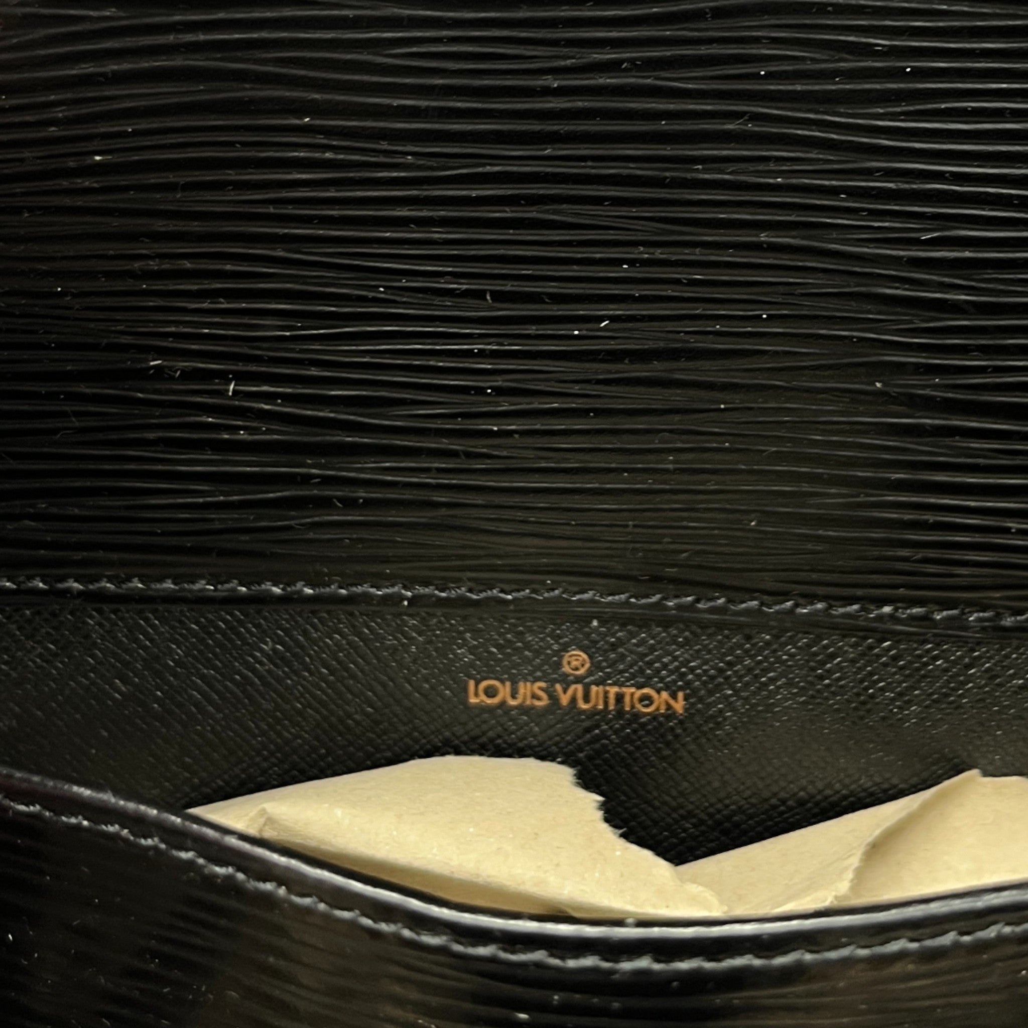 Women's Epi Cartouchiere Mm Bag Black