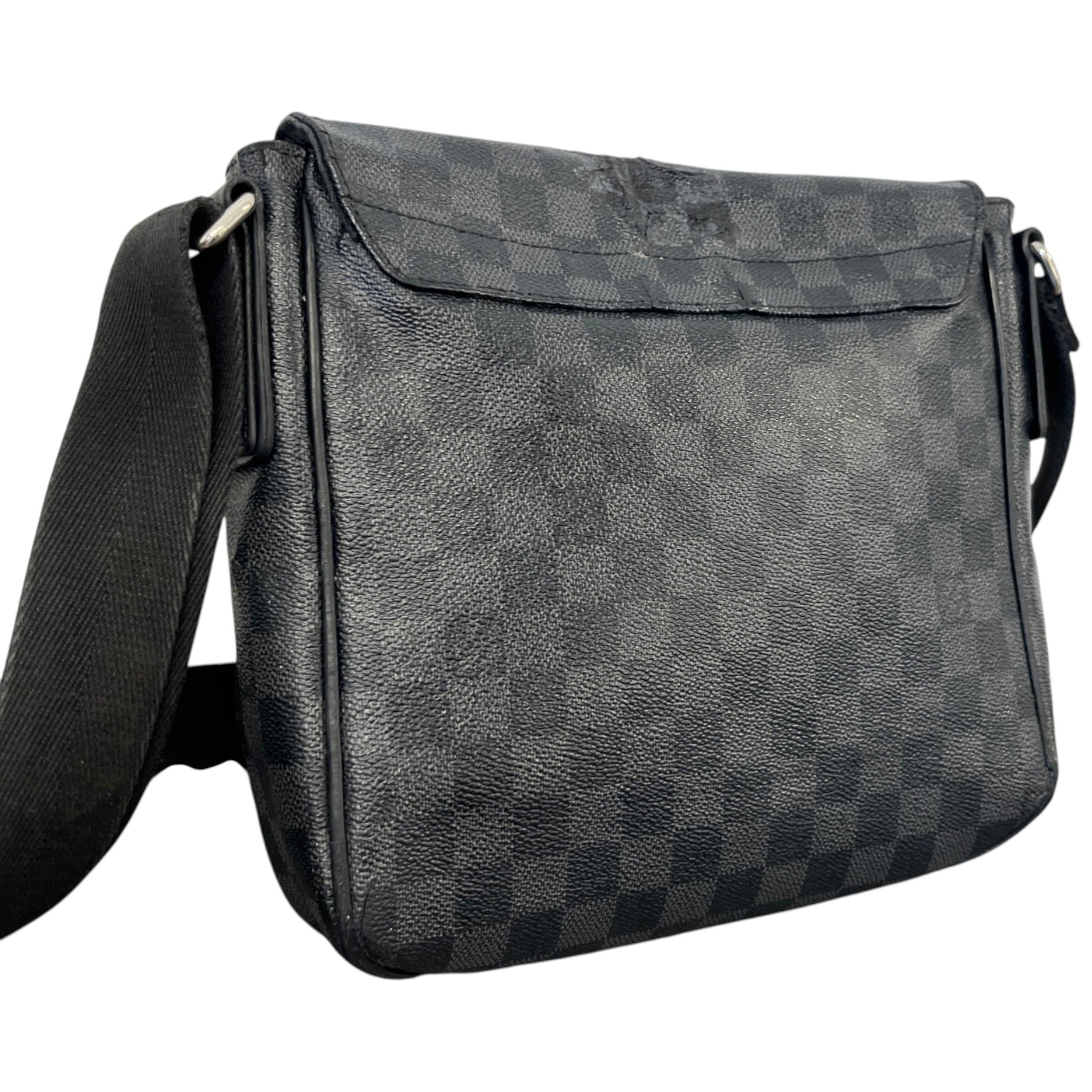 Men's Damier Graphite District Pm Messenger Bag Black
