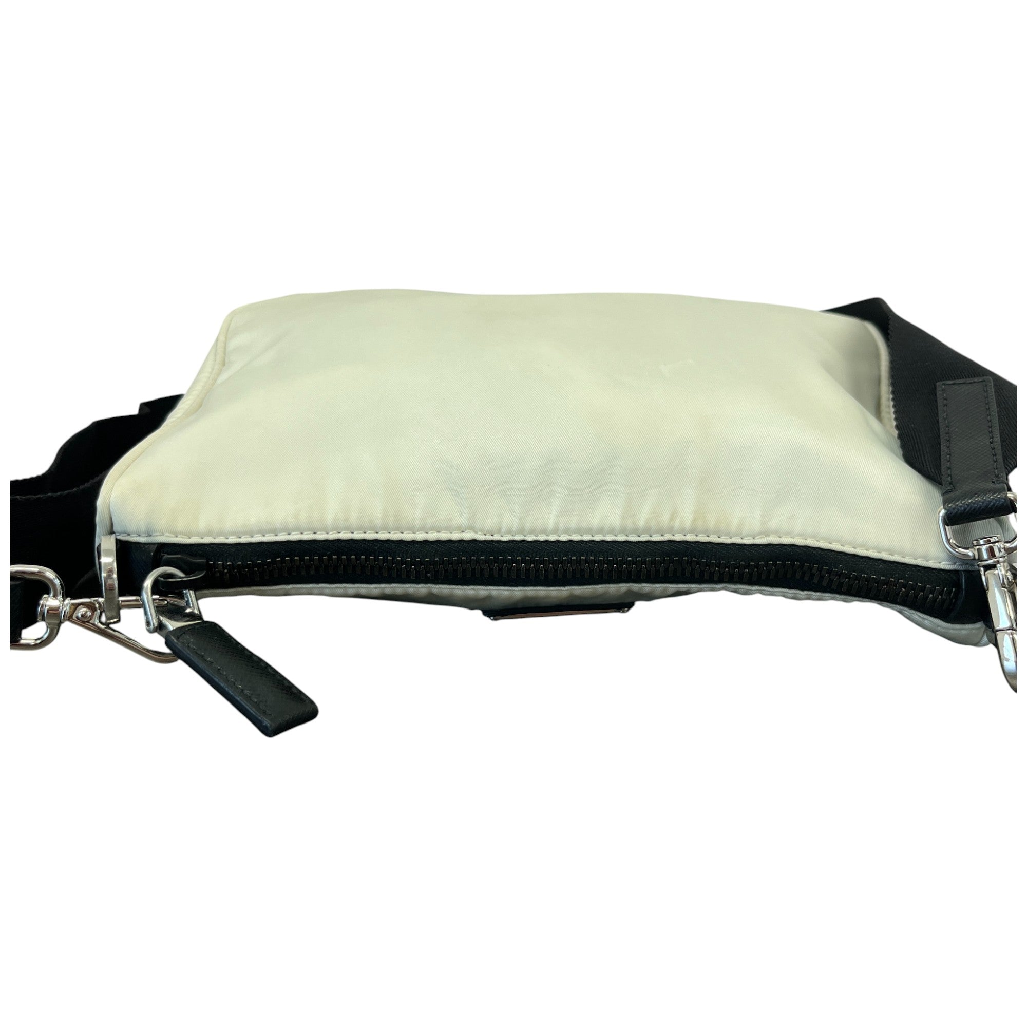 Women's Re-Edition Plaque Logo Handbag White