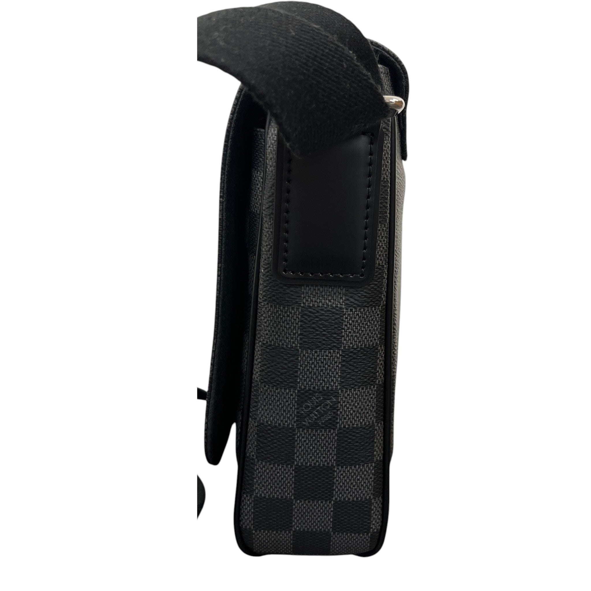 Men's Damier Graphite District Pm Messenger Bag Black