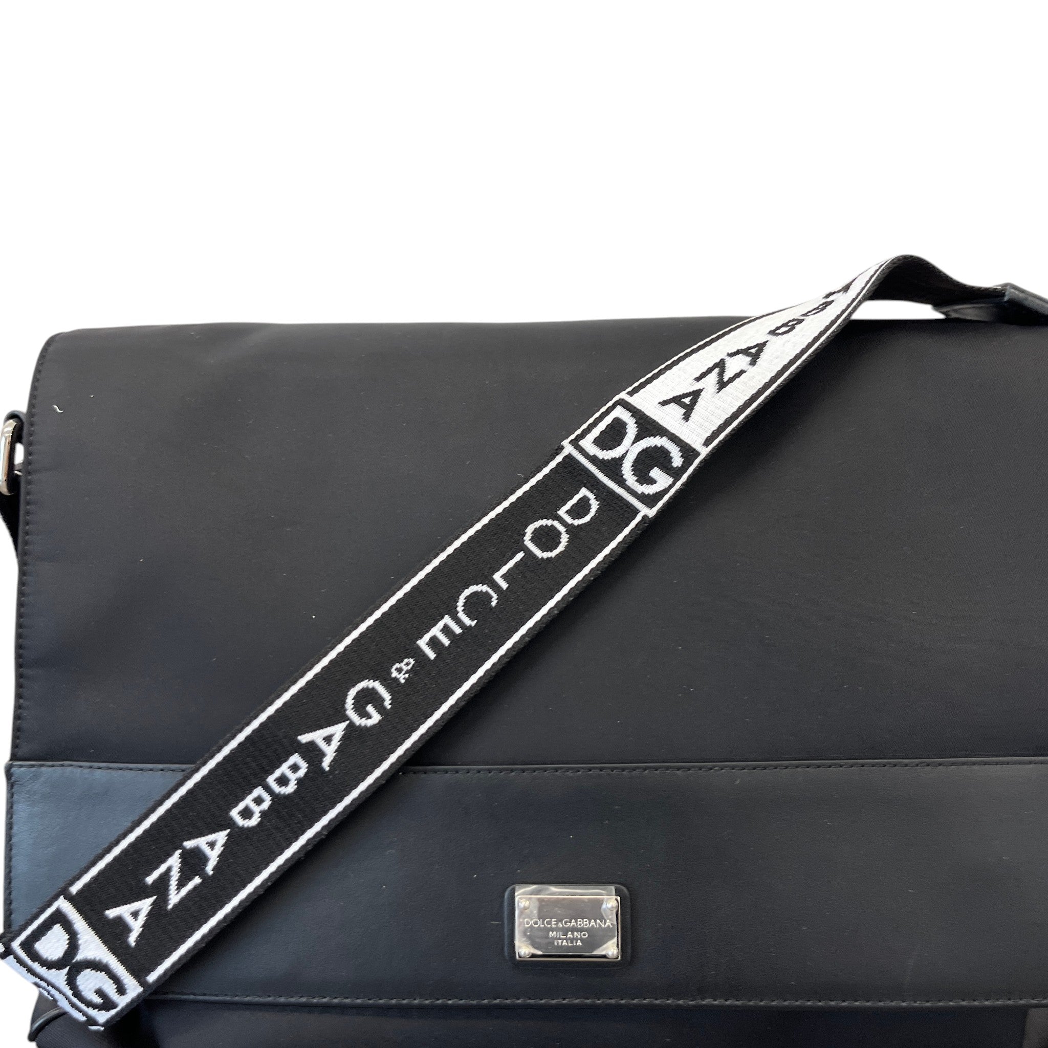 Men's Plaque Logo Messenger Bag Black