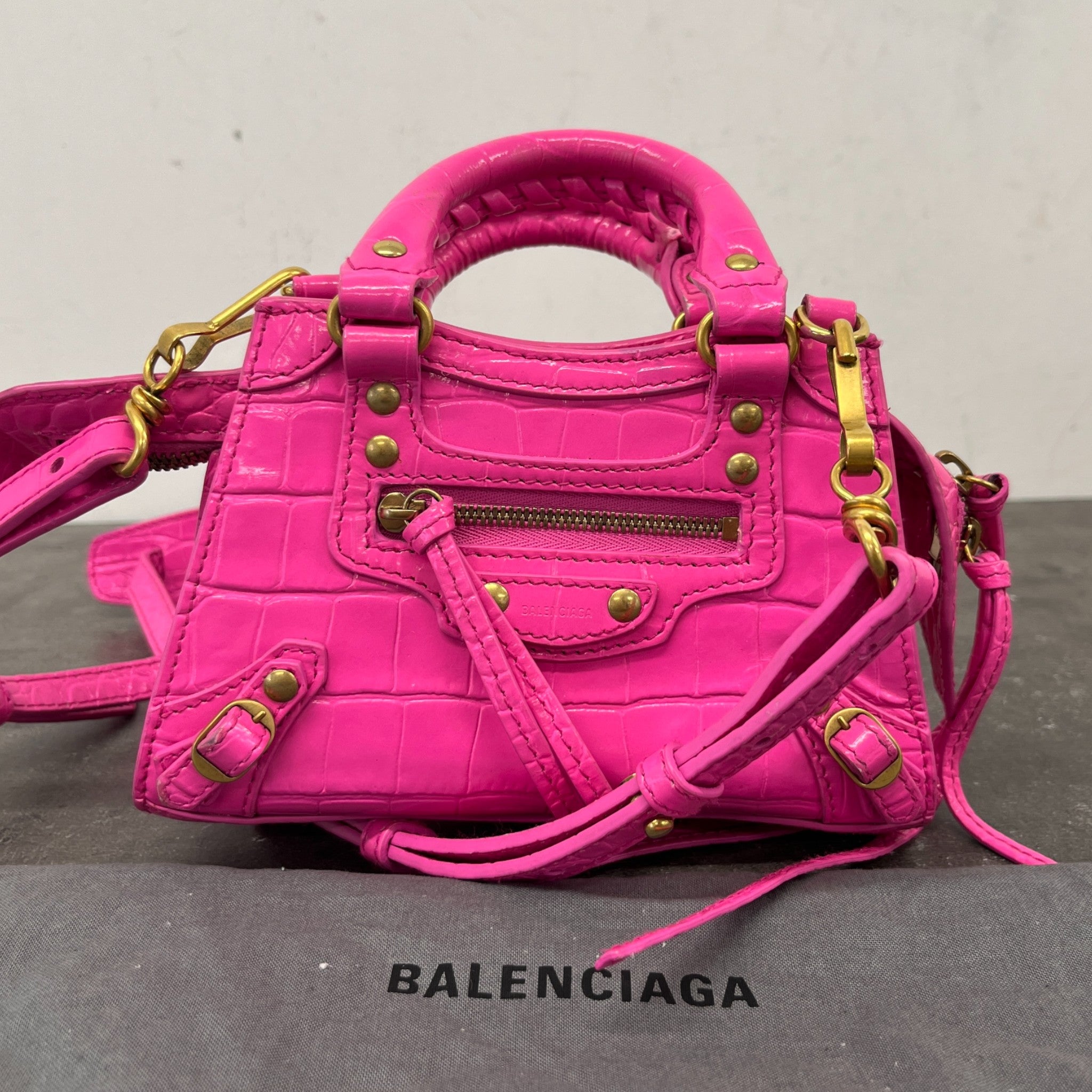 Women's Le City Nano Croc-Embossed Bag Pink