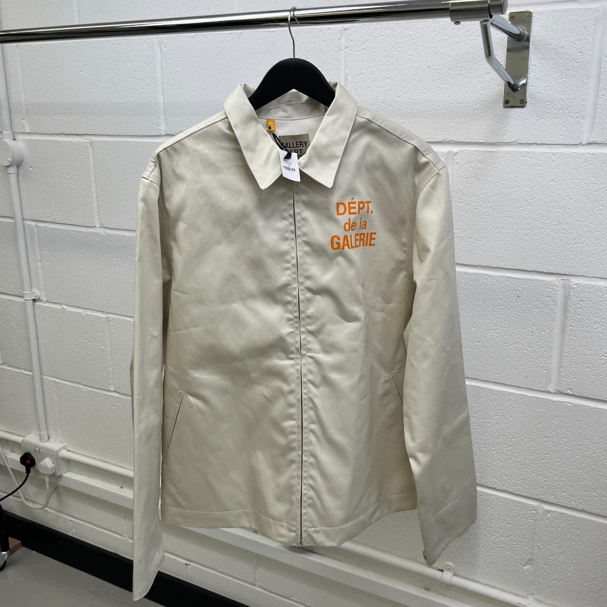 Men's Montecito Logo Jacket Cream Size XL