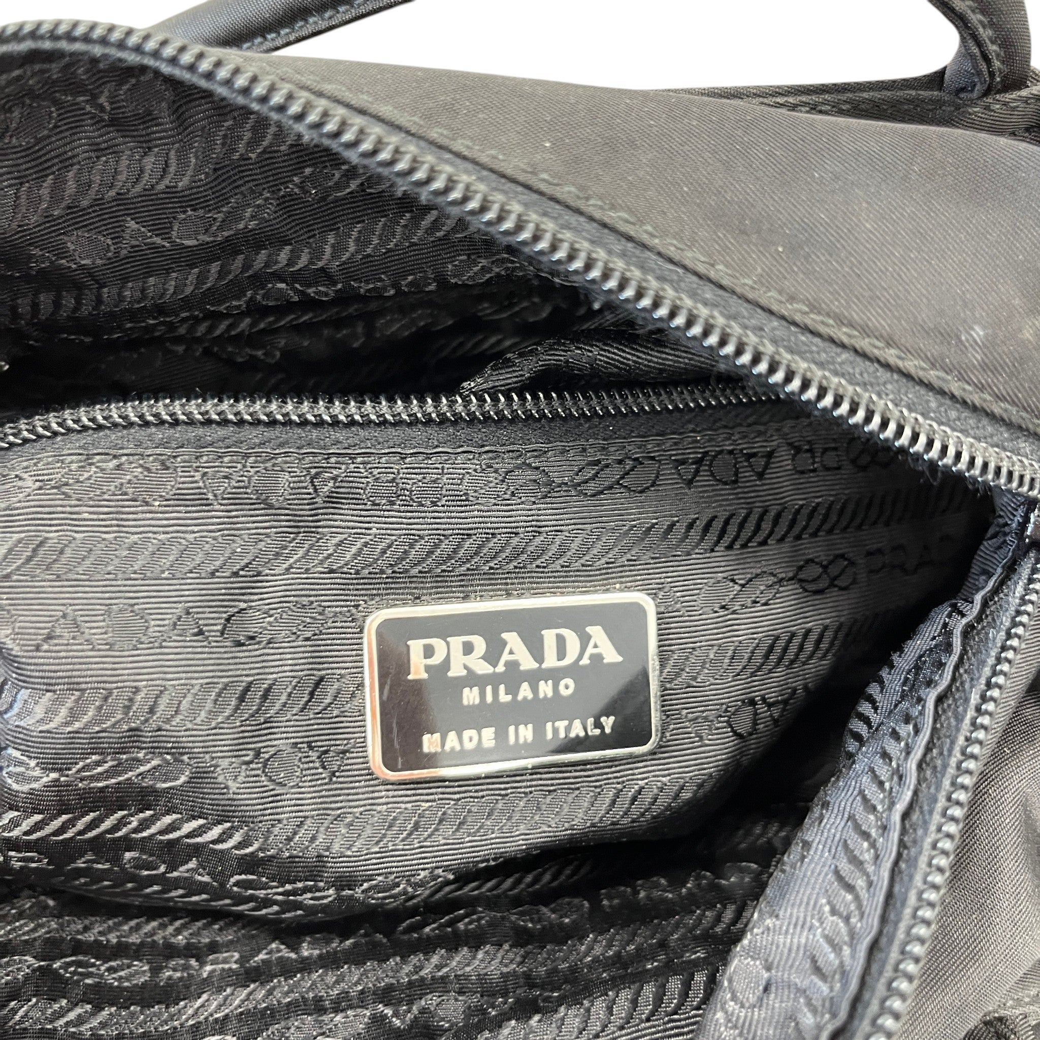Women's Re-Nylon Plaque Logo Tote Bag Black