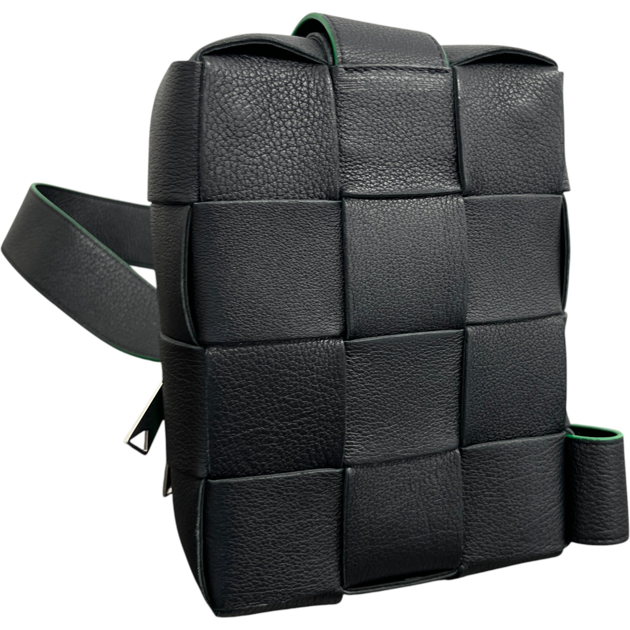 Men's Intrecciato Messenger Bag Black