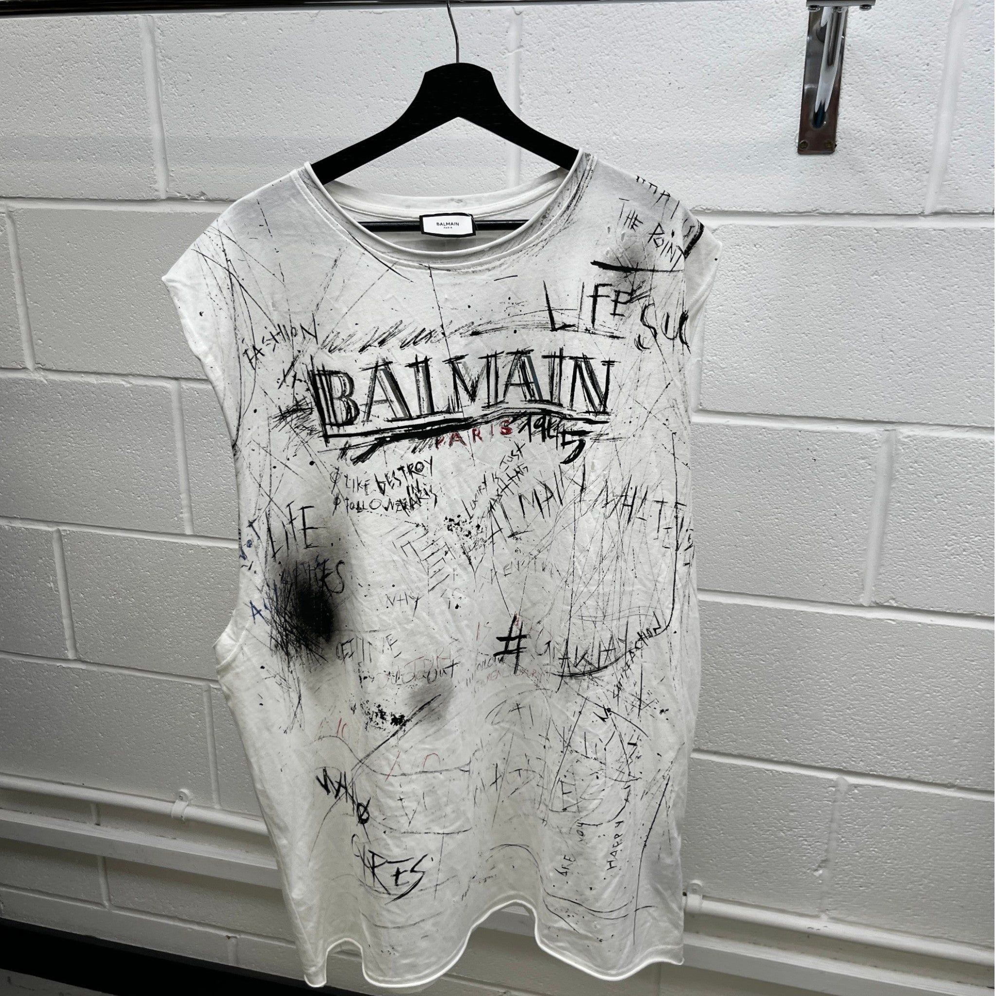 Men's Go Away Graffiti Vest White Size XL