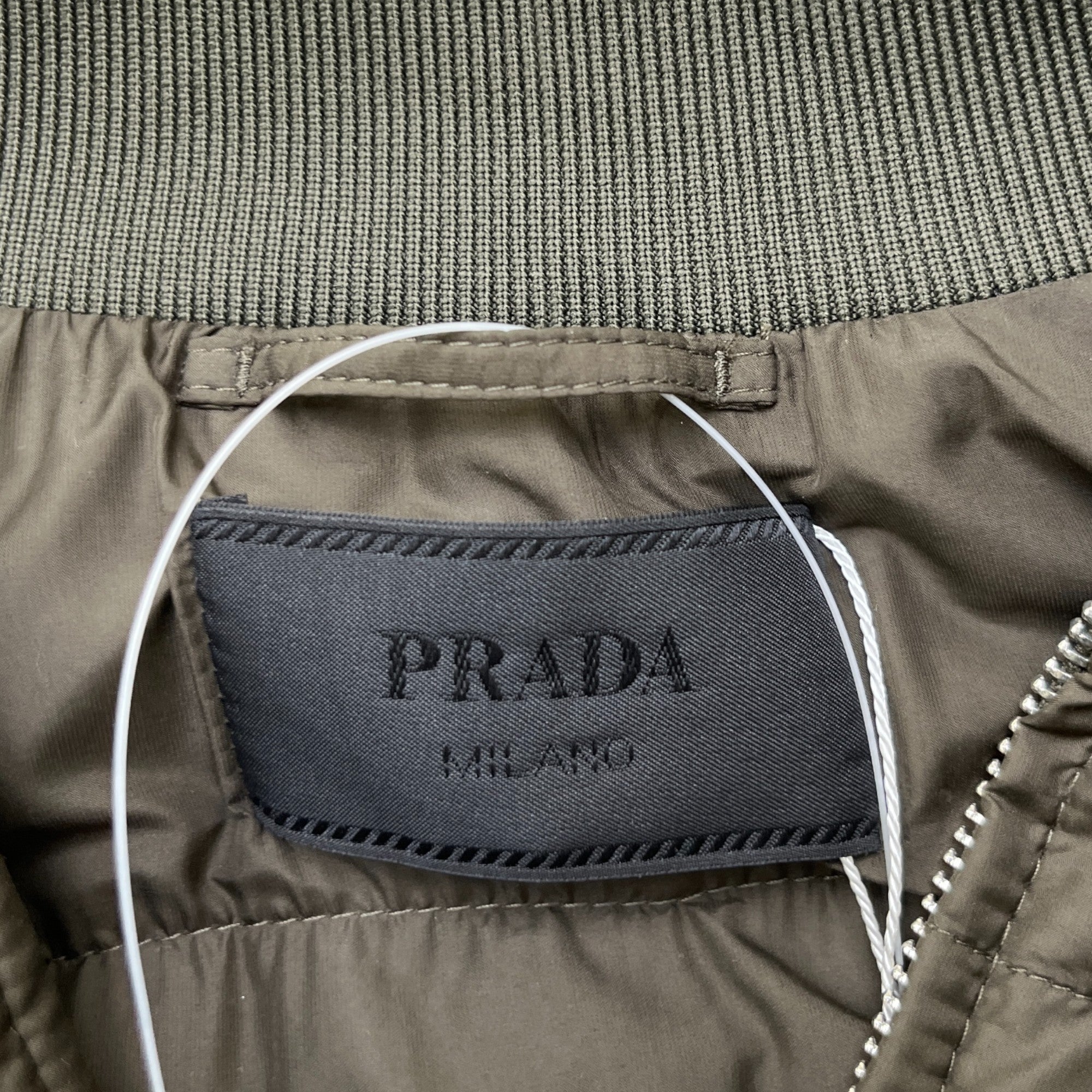 Men's Technical Fabric Plaque Logo Down Jacket Khaki Size S