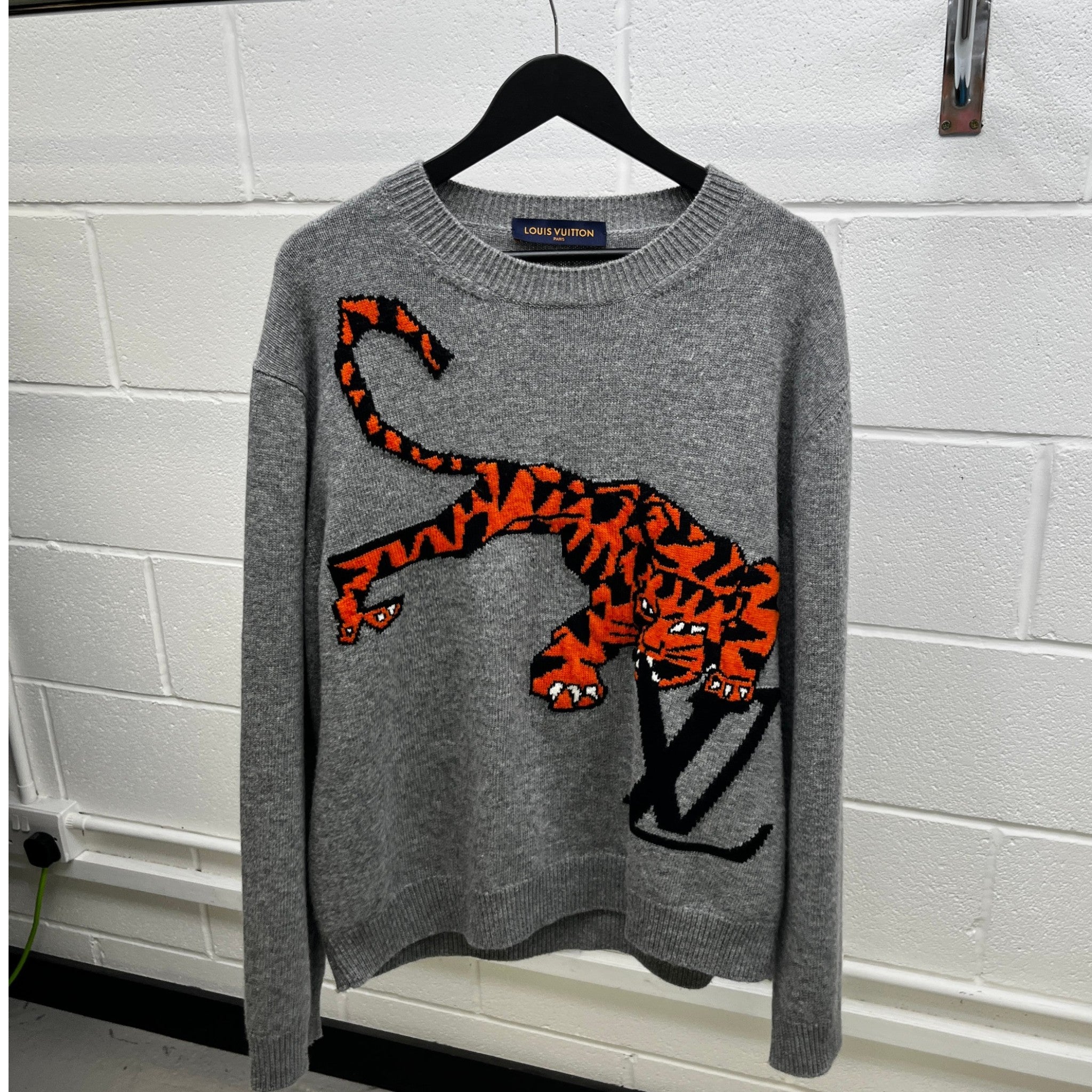 Men's Tiger Intarsia Jumper Grey Size L